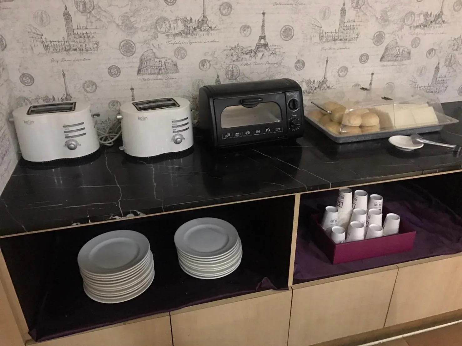 Breakfast in Discovery Motel - Nangang臺北市旅館349-2號