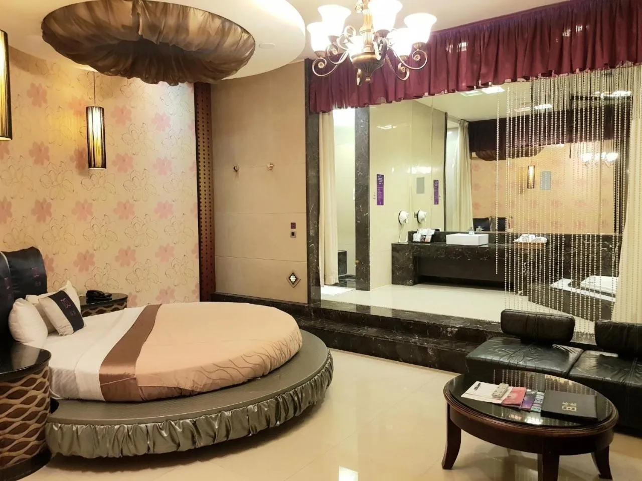Photo of the whole room, Bed in Discovery Motel - Nangang臺北市旅館349-2號