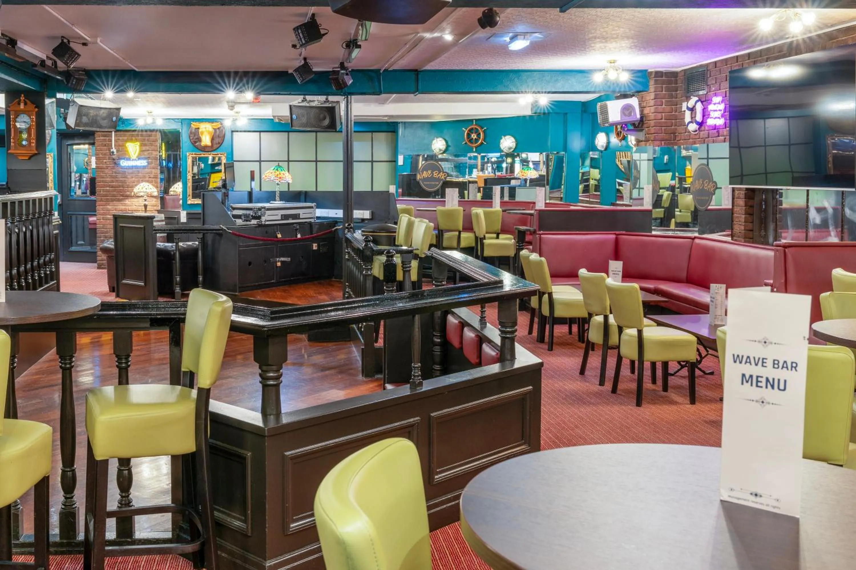Lounge or bar in Sachas Hotel Manchester
