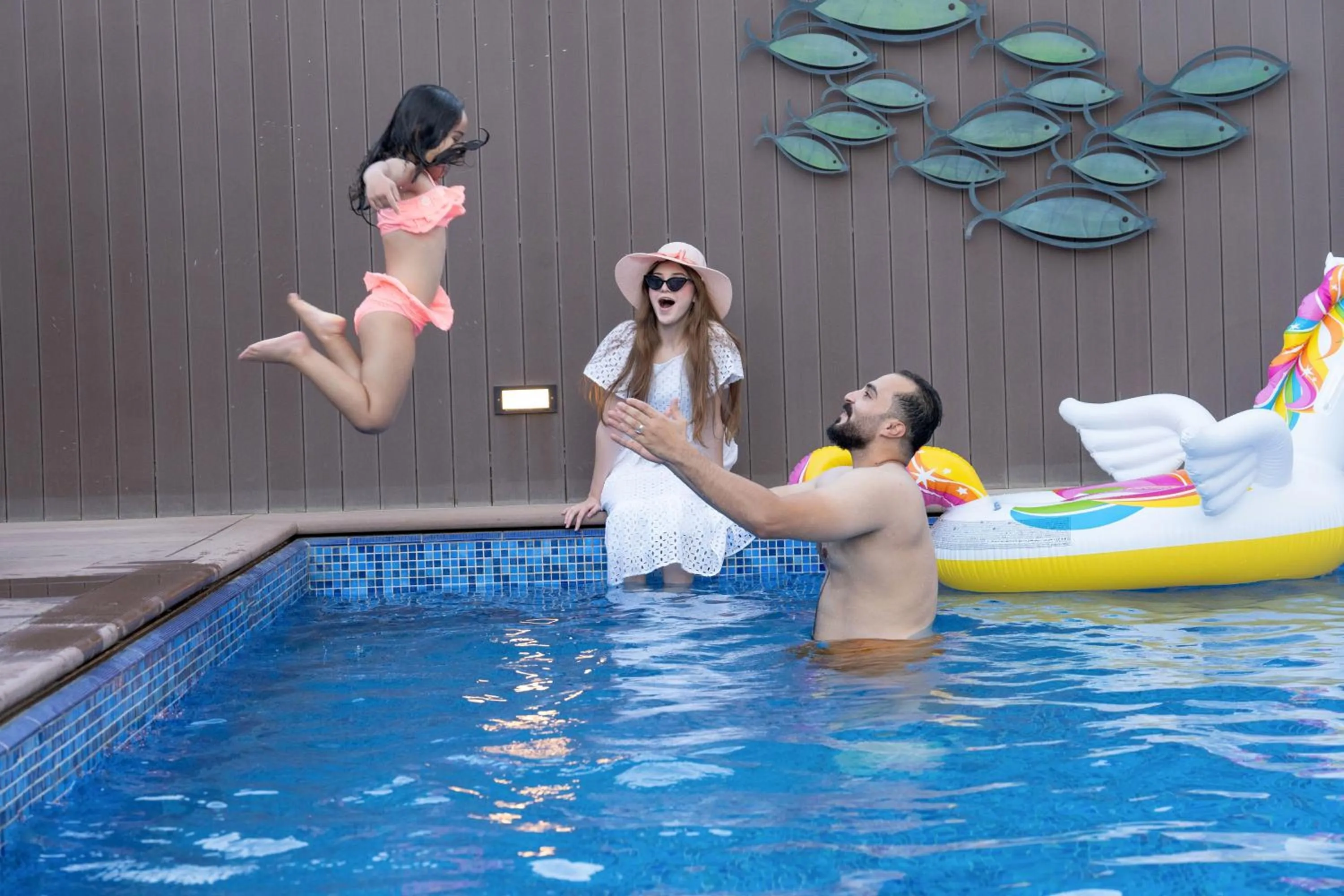 Billiard in Rosh Rayhaan by Rotana