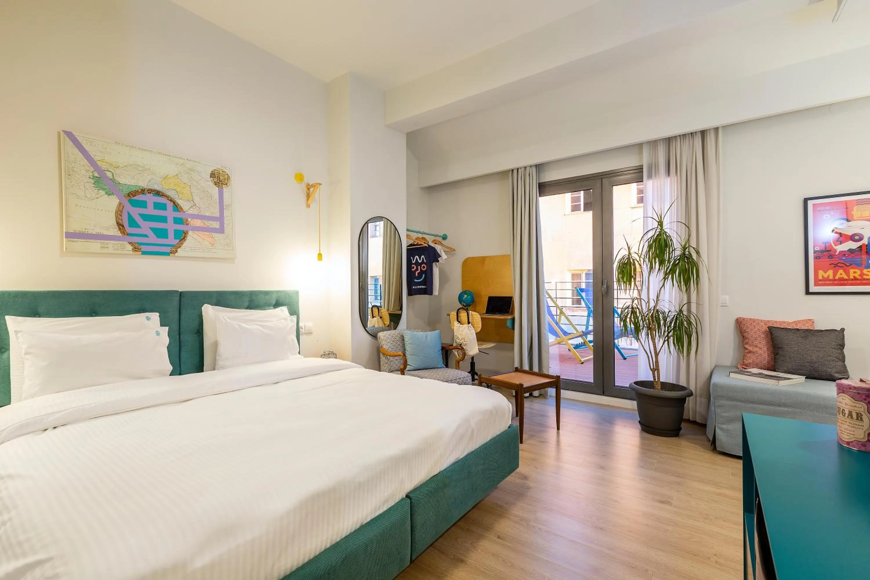 Photo of the whole room, Bed in The Caravan