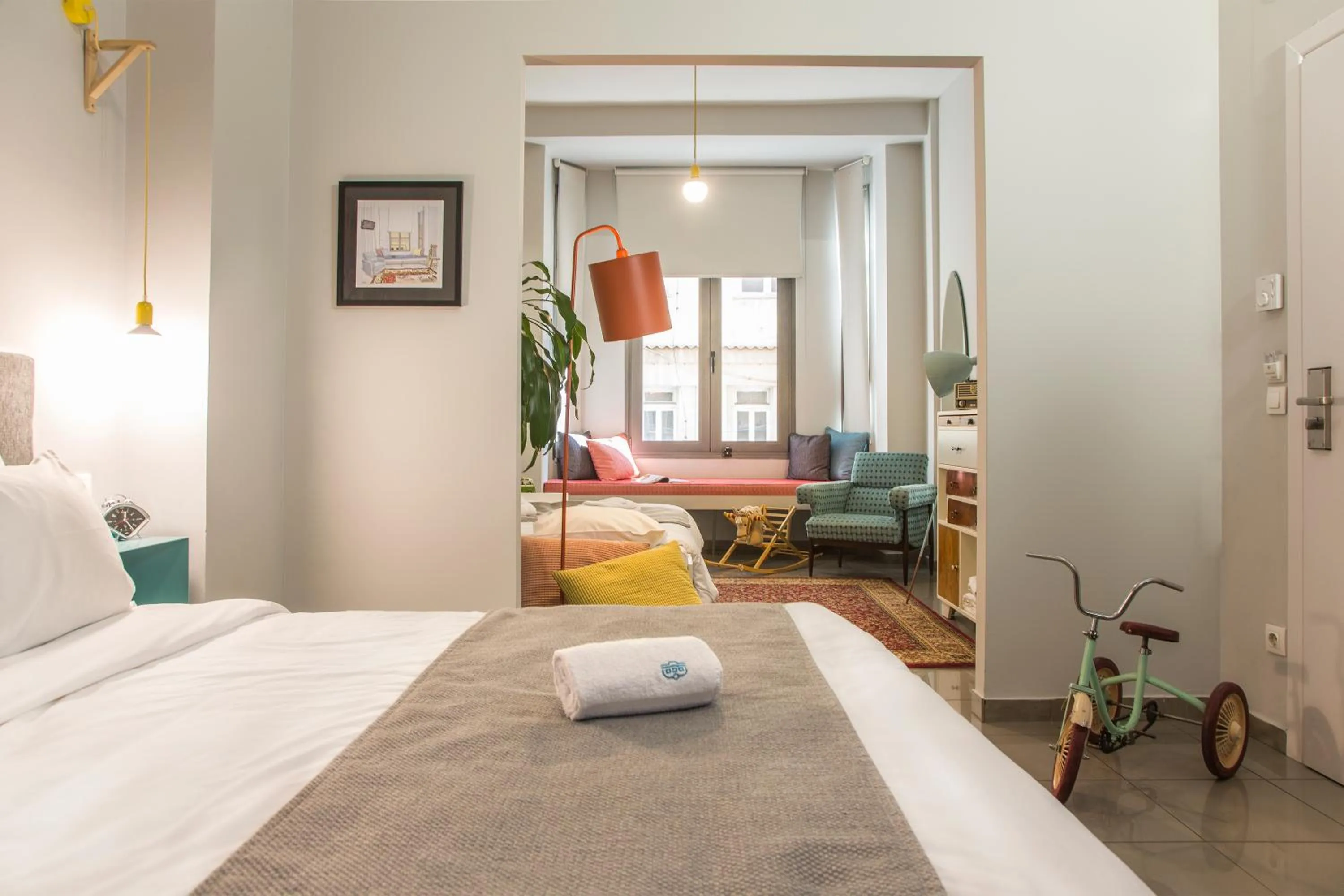 Photo of the whole room, Bed in The Caravan