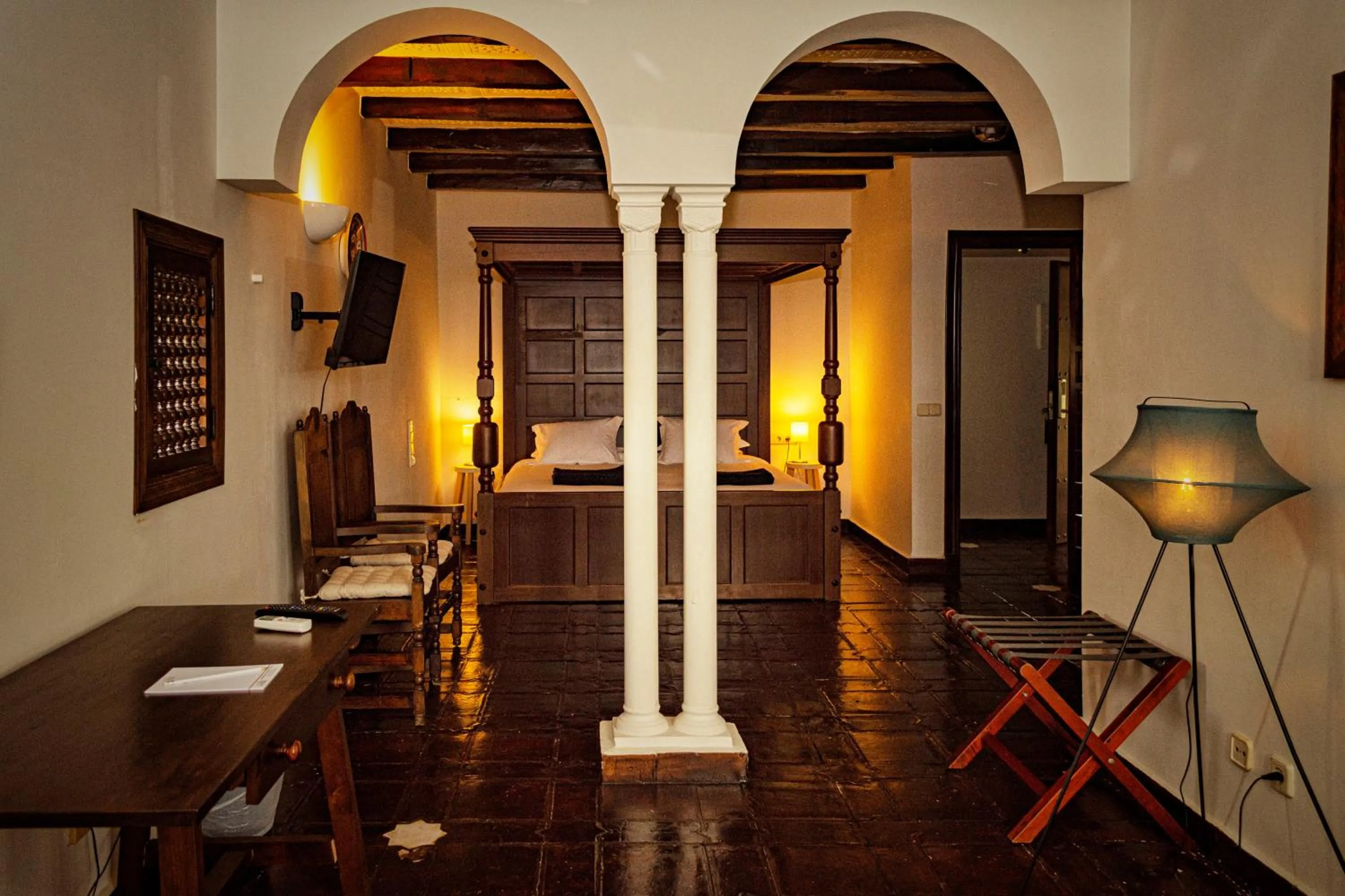 Bed in Hotel Castillo de Monda