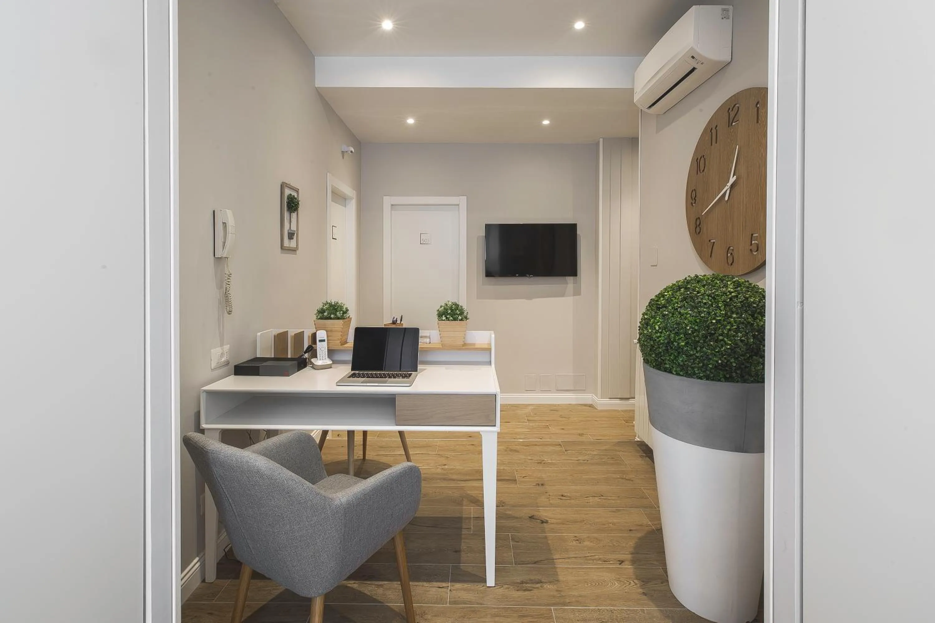 Lobby or reception in Colonna Luxury Suites