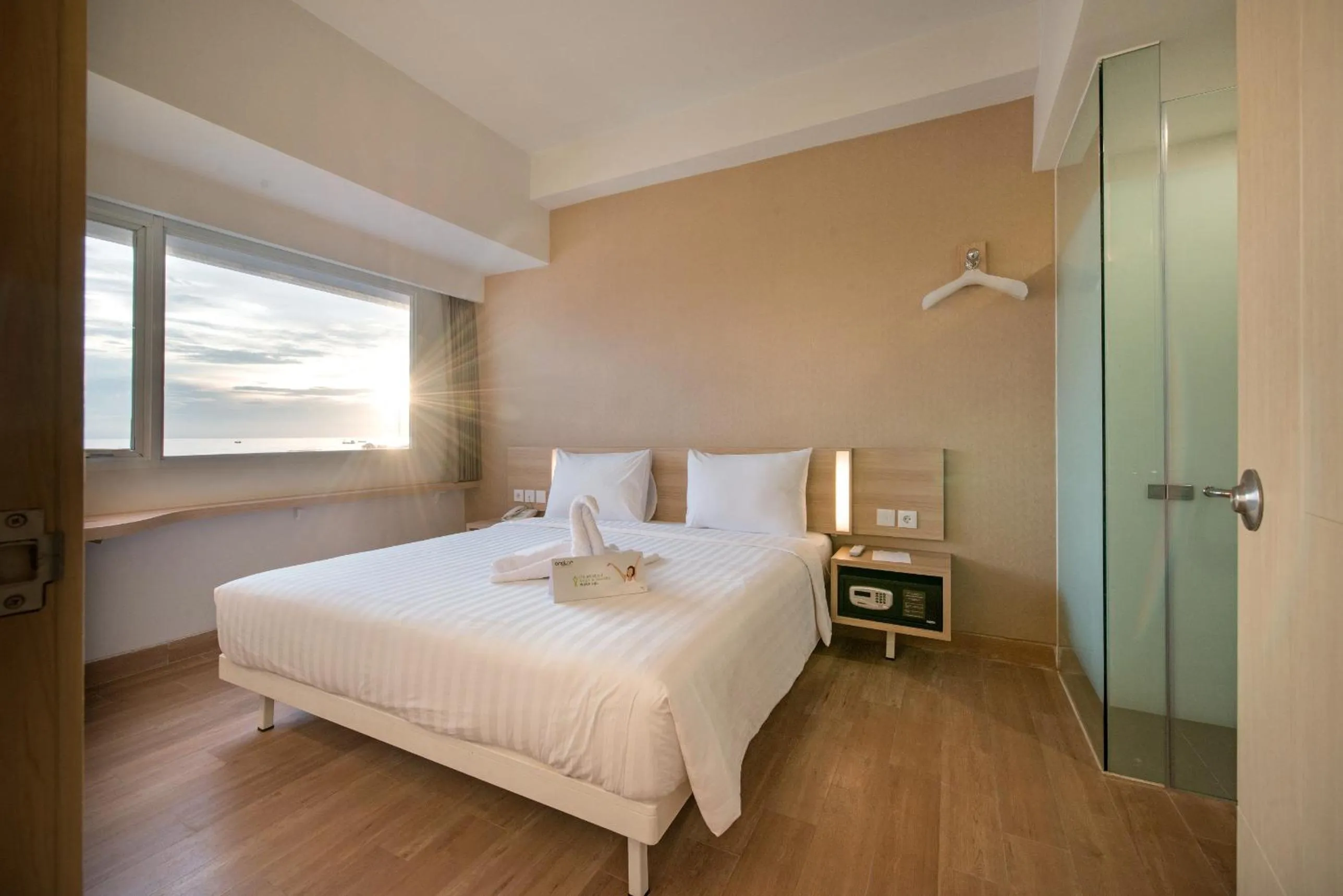 Shower in Whiz Prime Hotel Hasanuddin Makassar