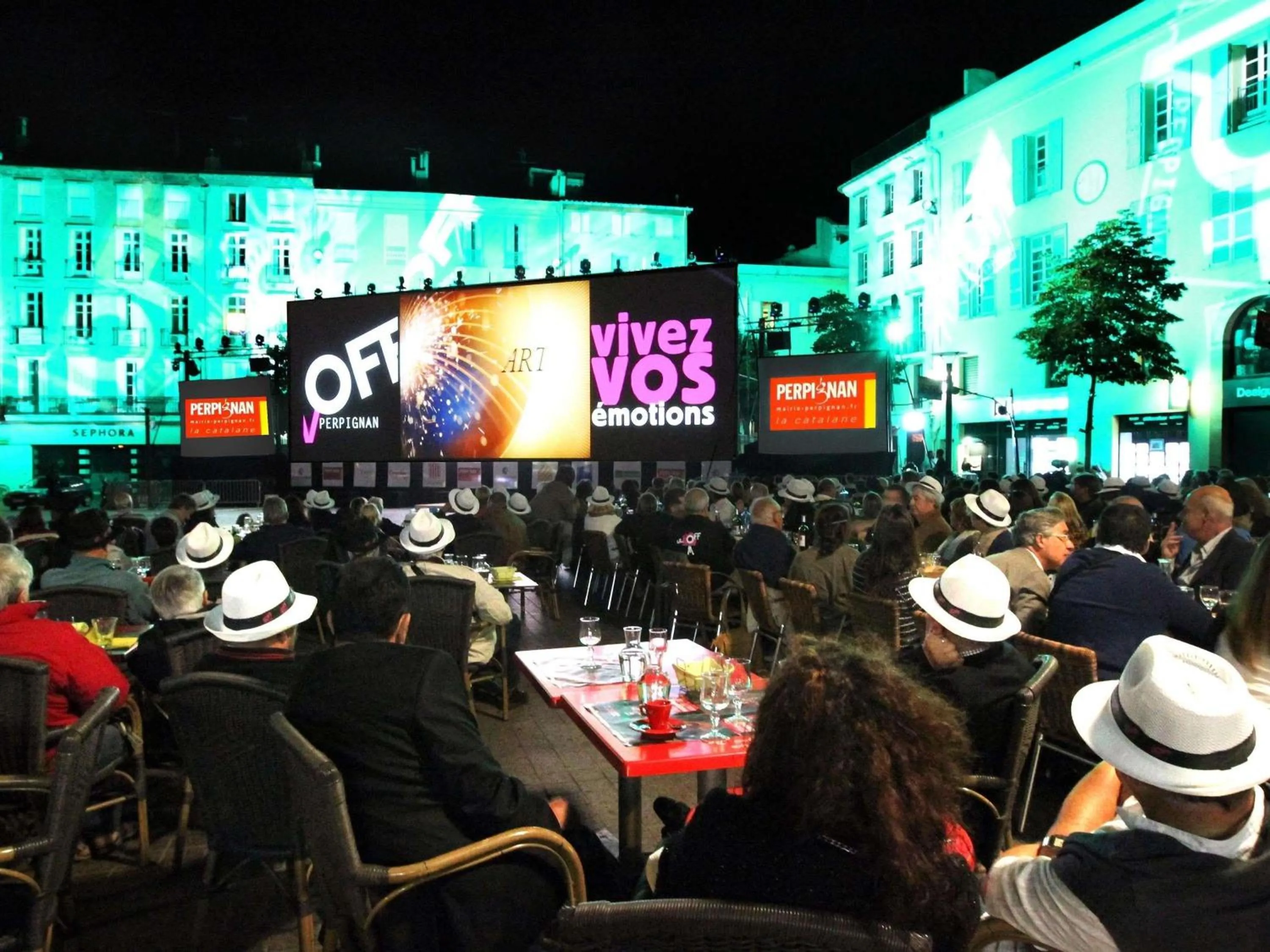 Property building in HotelF1 Perpignan Sud