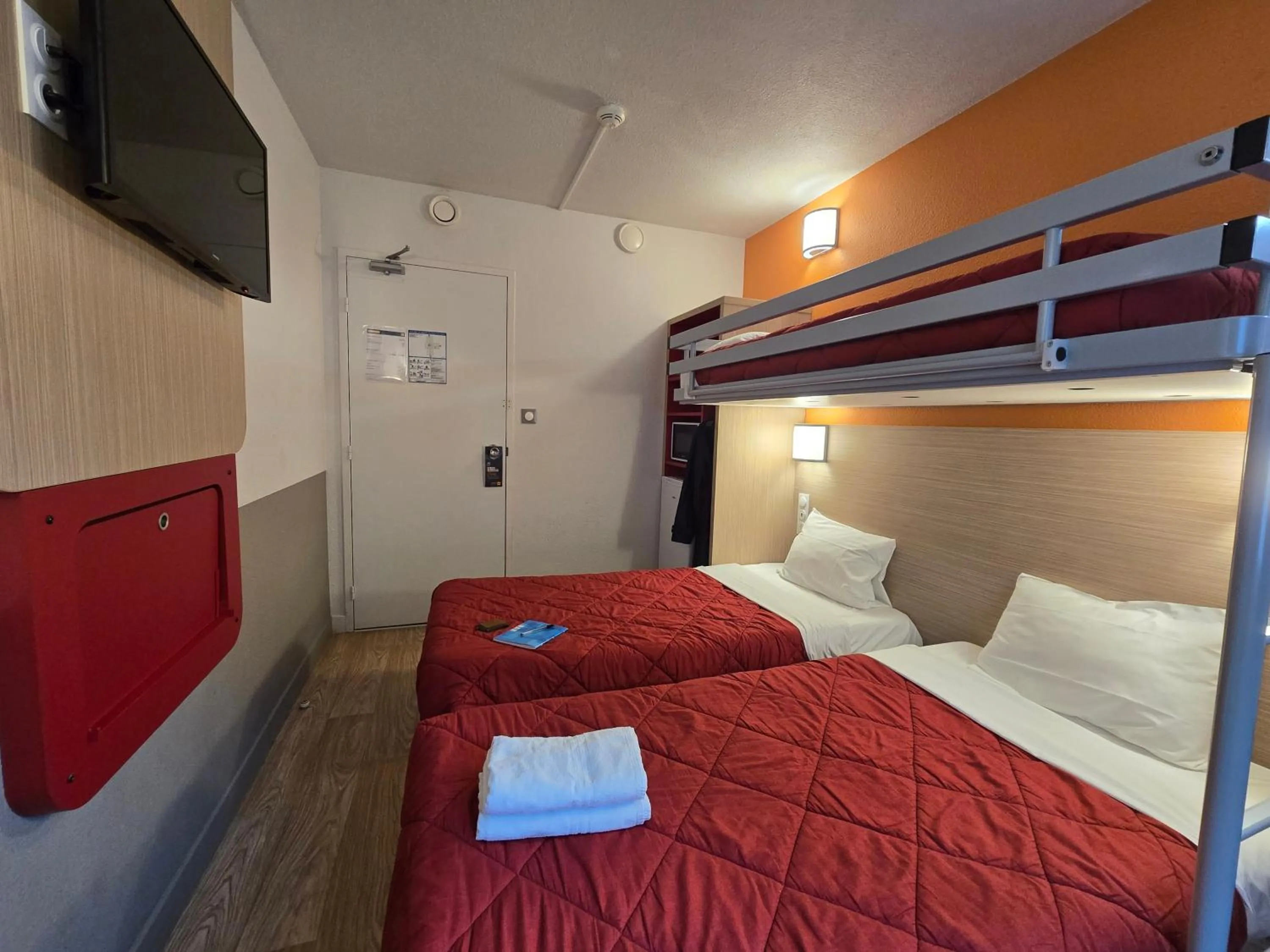 Bed in Premiere Classe Angers Est - St Barthelemy D'Anjou