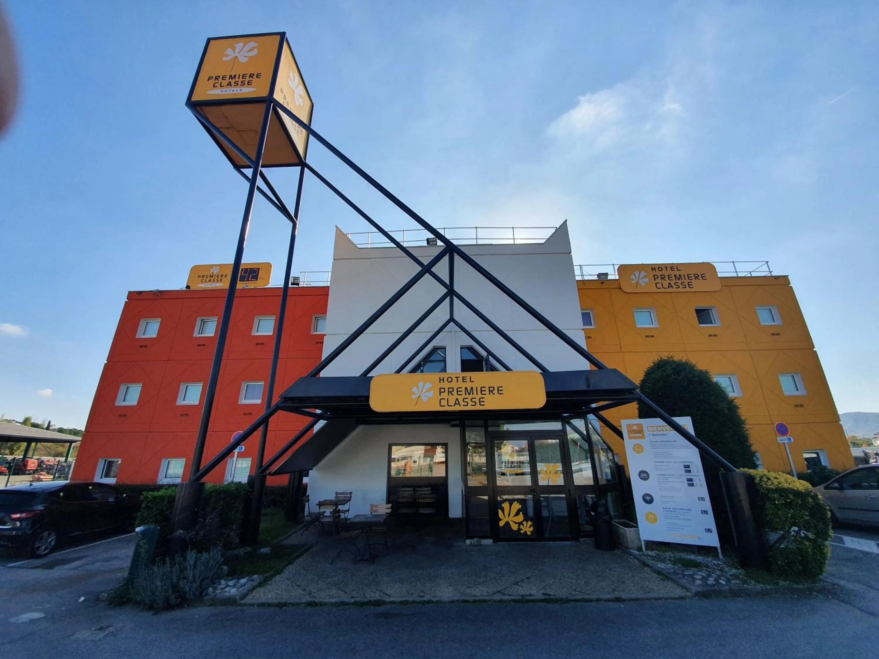 Property building in Premiere Classe Valence - Bourg Les Valence