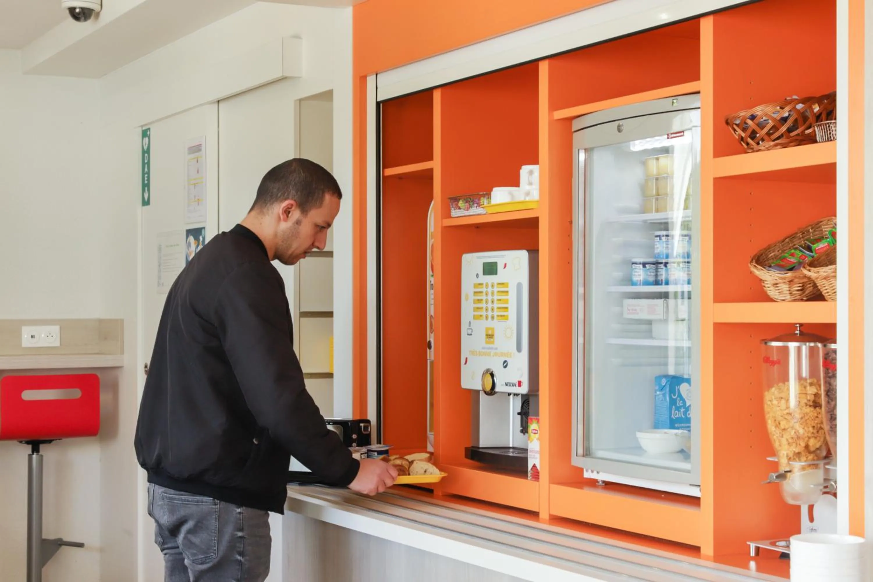 Lobby or reception in Premiere Classe Valence - Bourg Les Valence