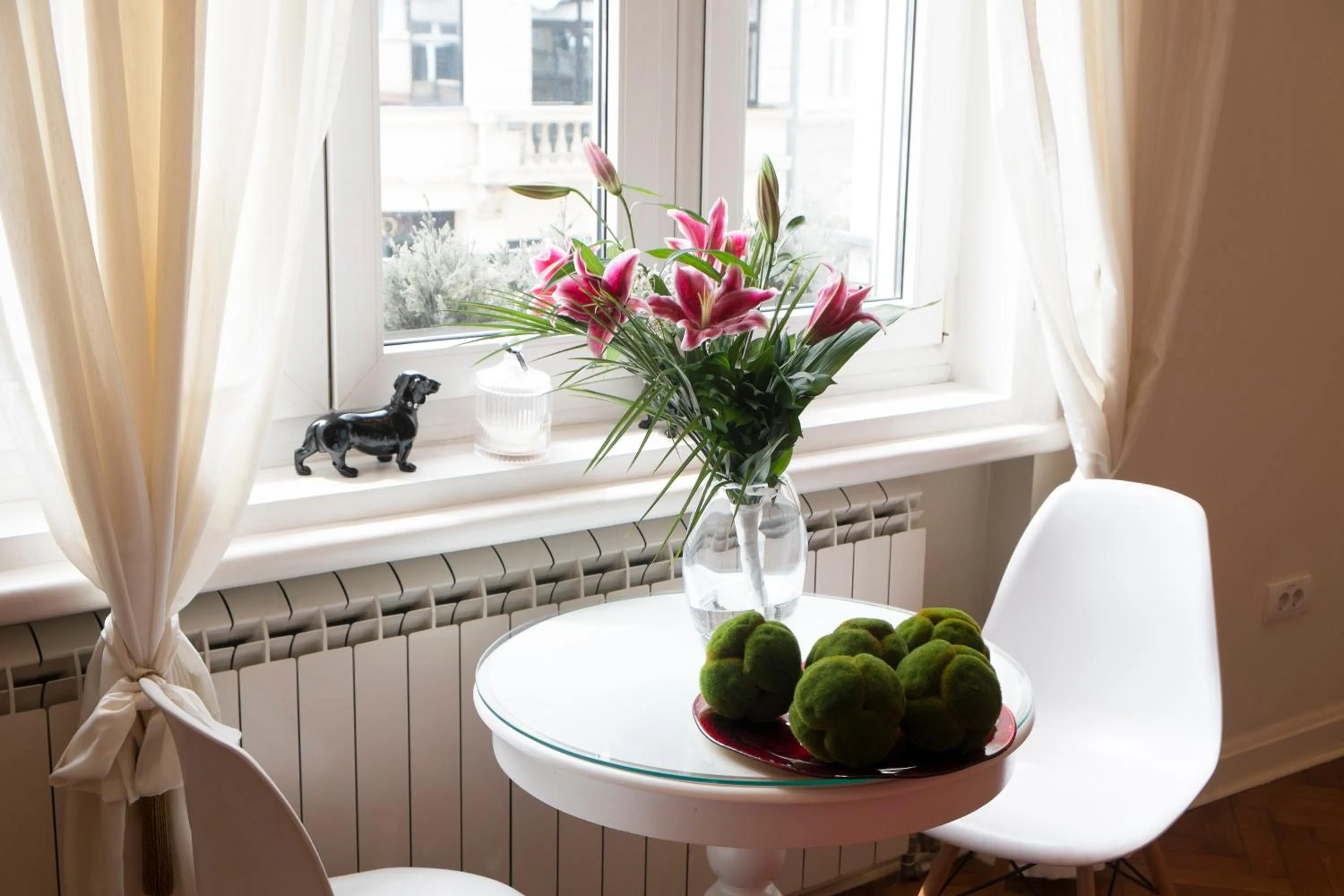 Decorative detail in Belle Apartments - Obilicev Venac