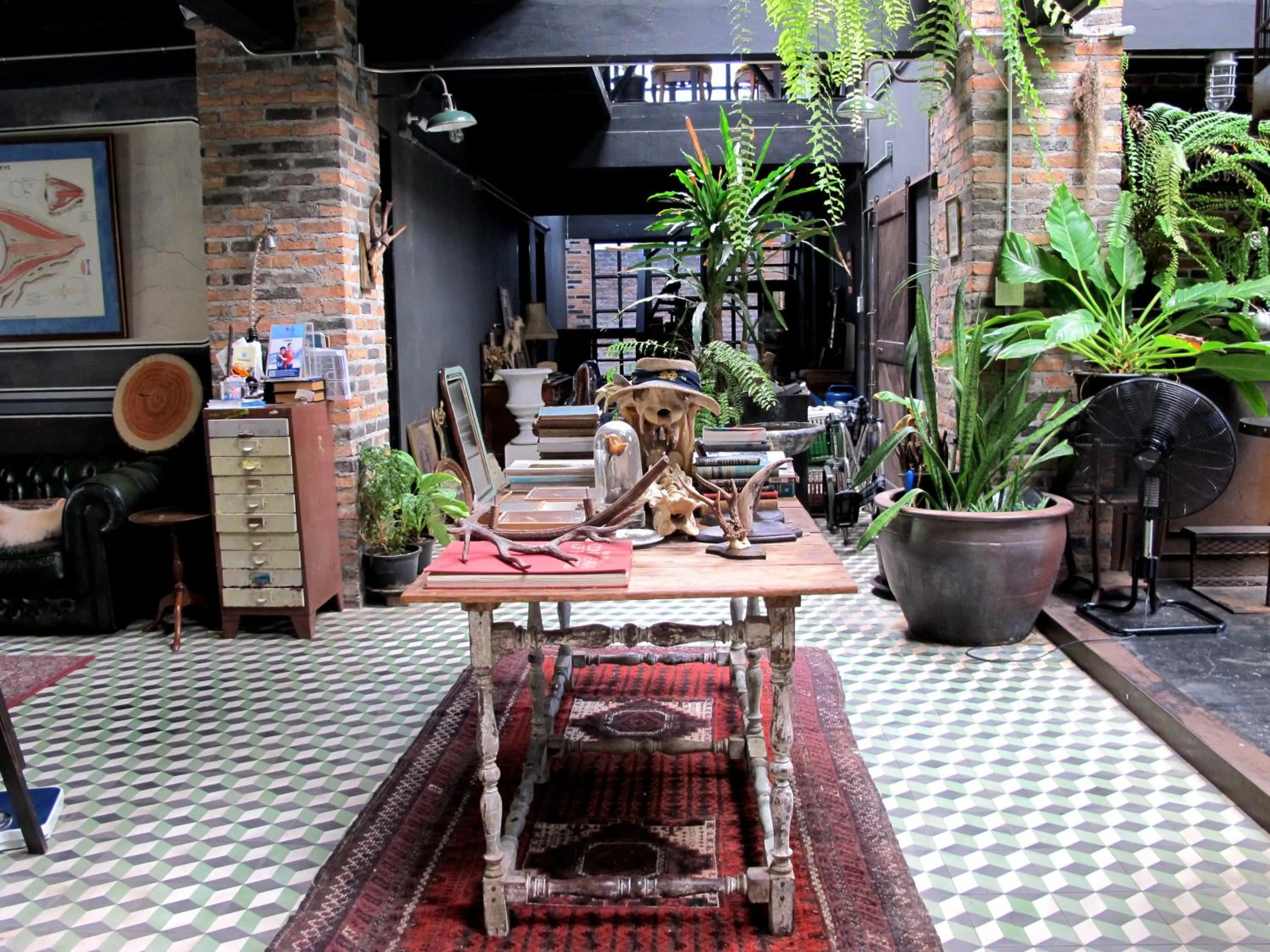 Decorative detail in J No.14