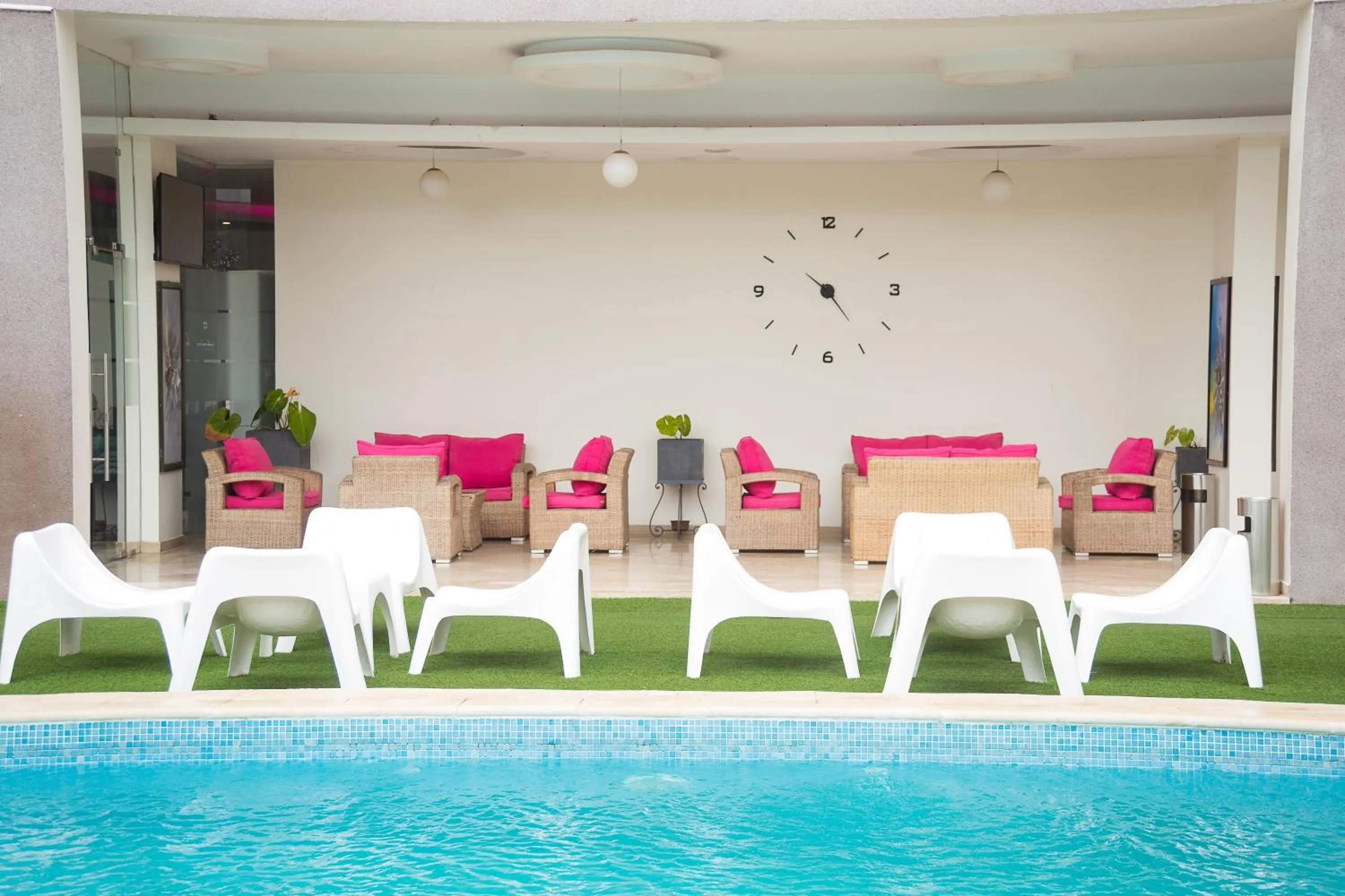 Swimming pool in Hotel du Golfe