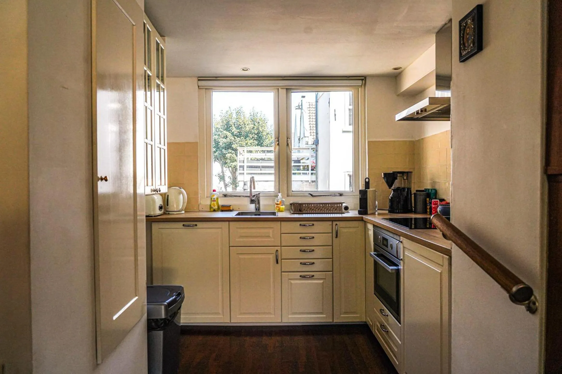 kitchen in The Balcony at Prinsen Canal apartment Amsterdam