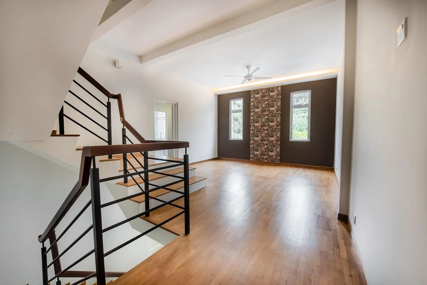 New Shamrock Beach Villas Seaview