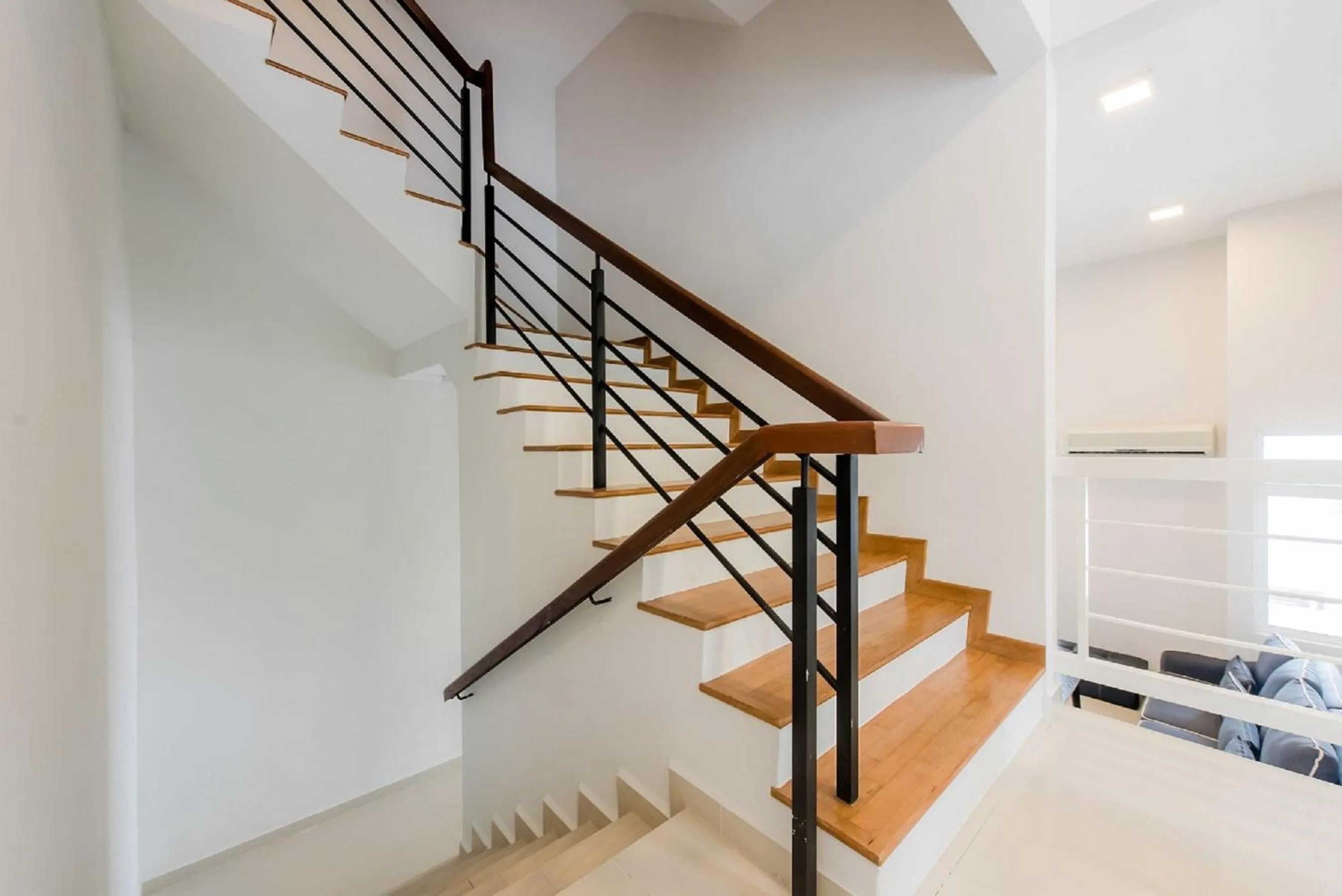 New Shamrock Beach Villas Seaview