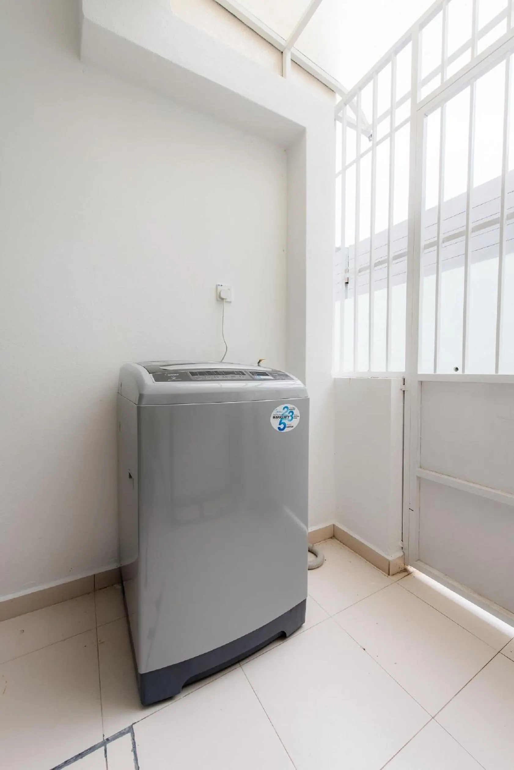 New Shamrock Beach Villas Seaview