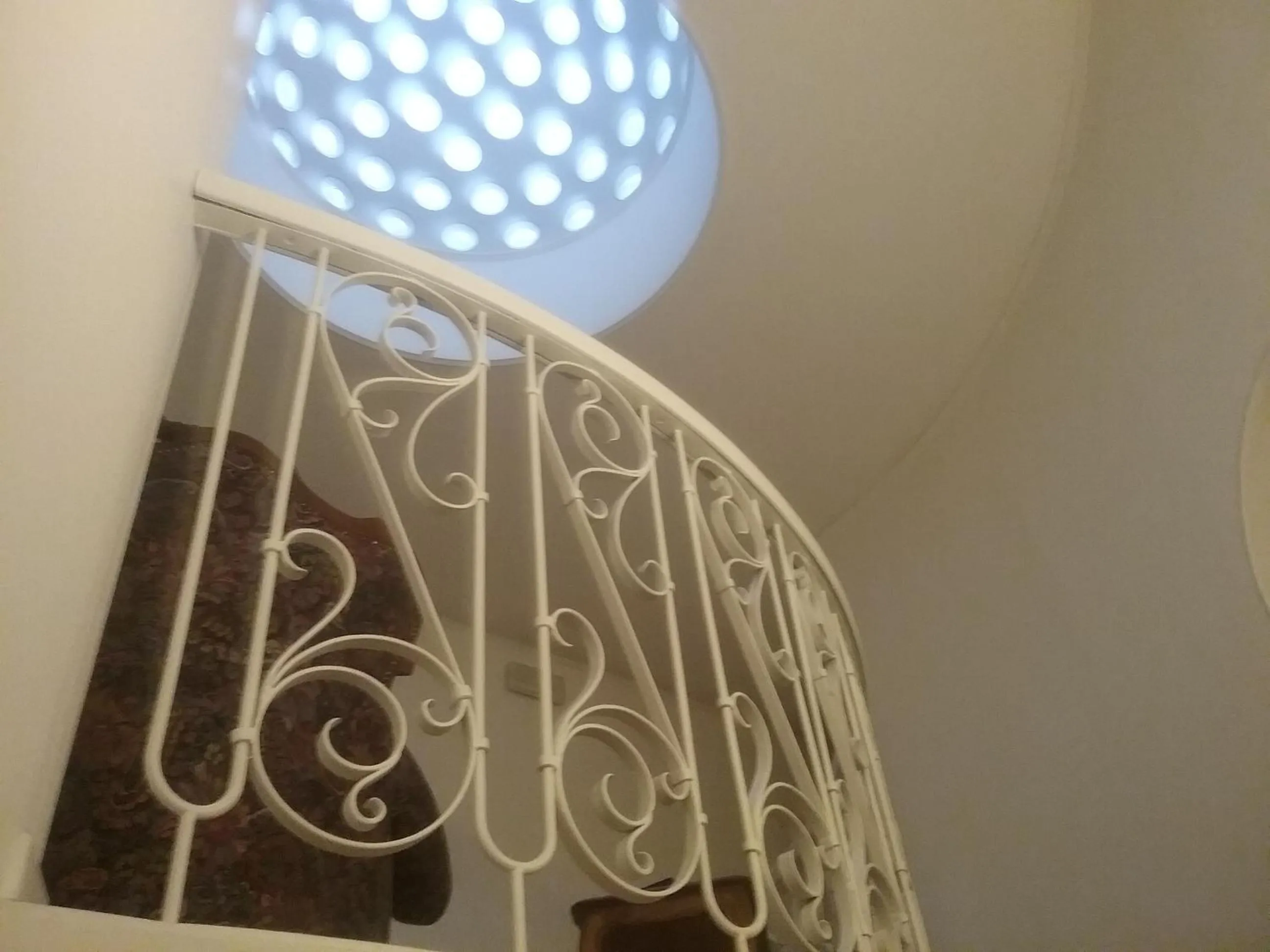 Decorative detail in B&B Barberia