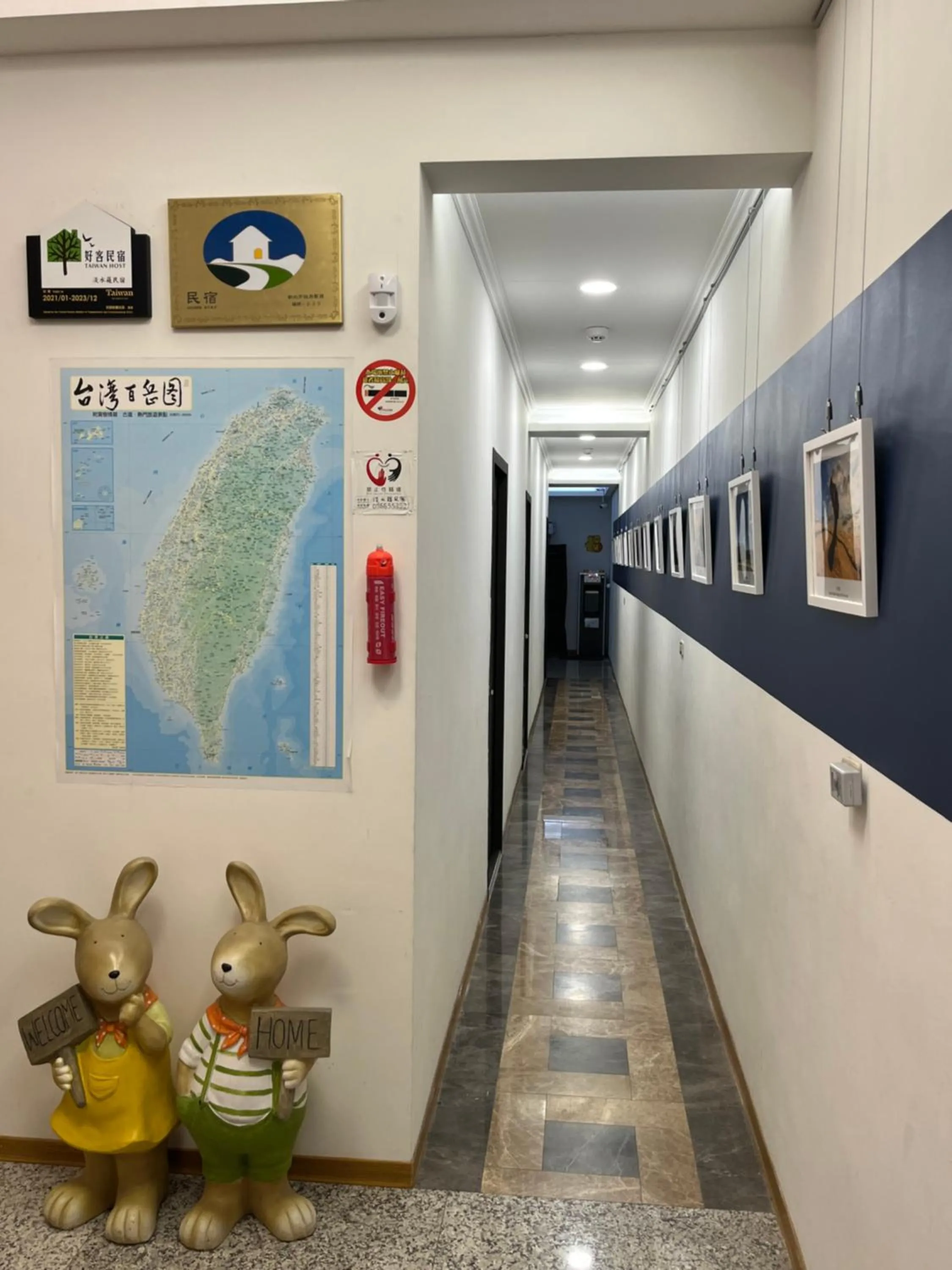 Property building in Tamshui Homestay