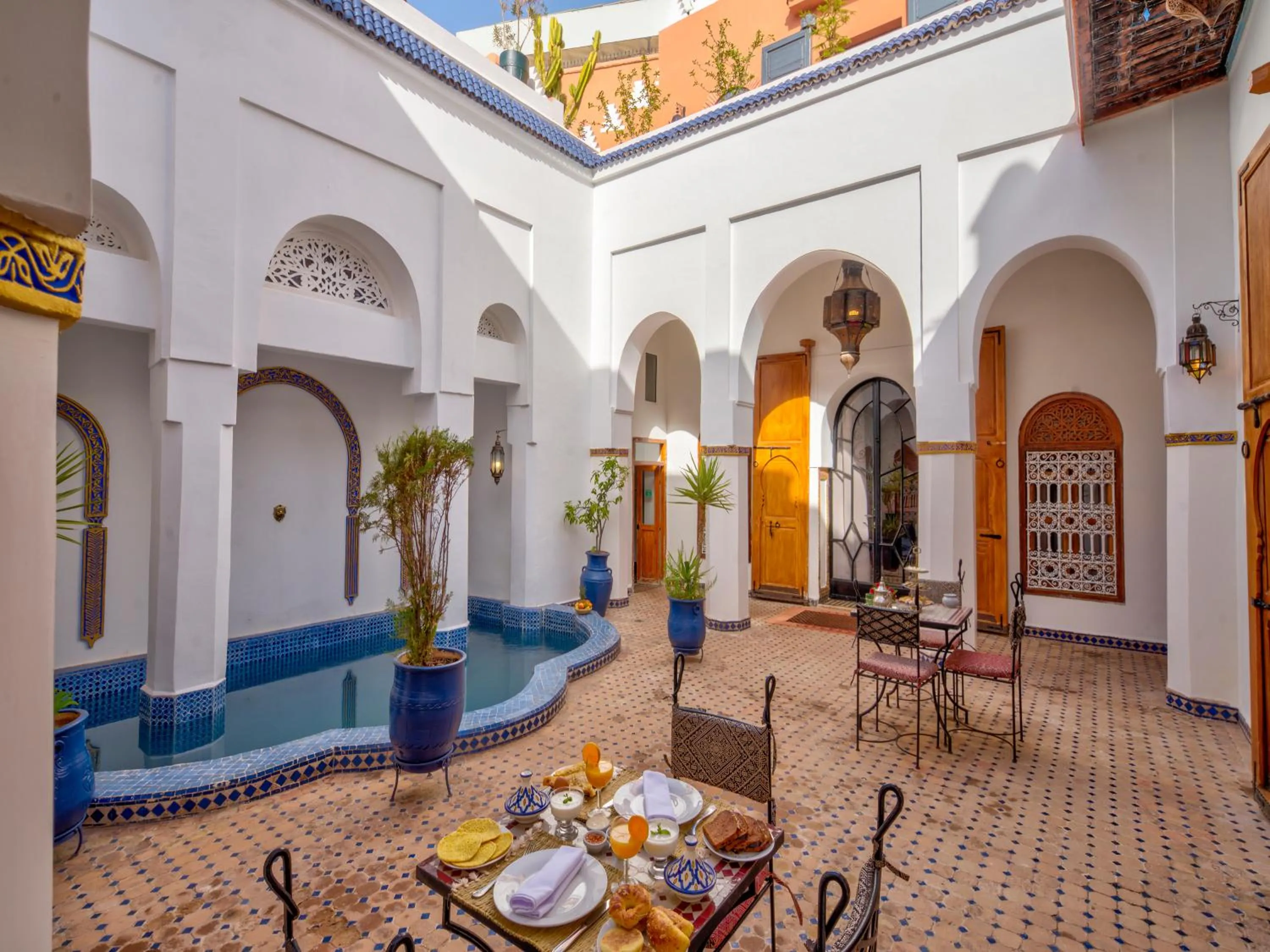 Swimming pool in Palais Tinmel Marrakech