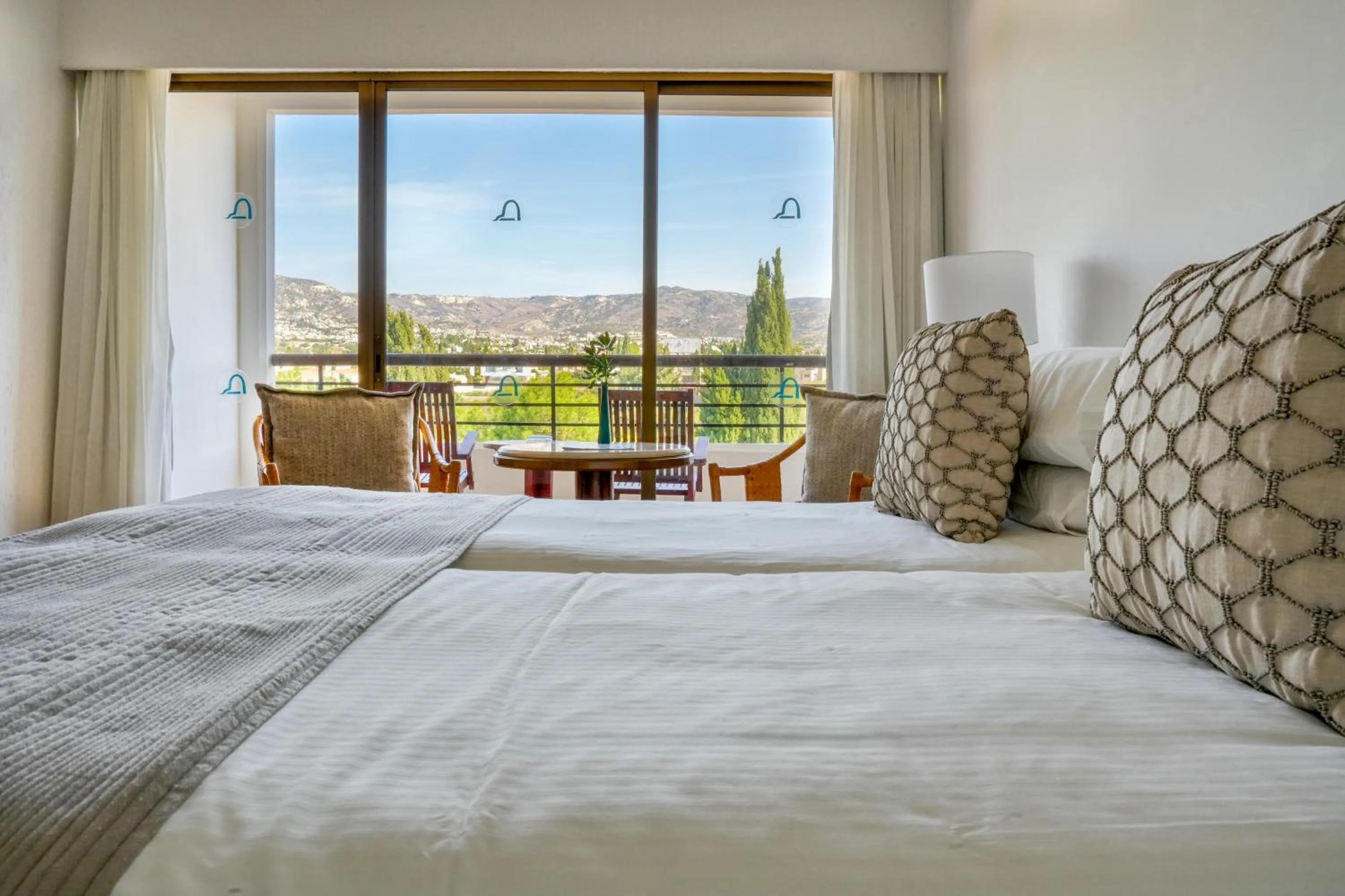 Photo of the whole room, Bed in Coral Beach Hotel & Resort Cyprus