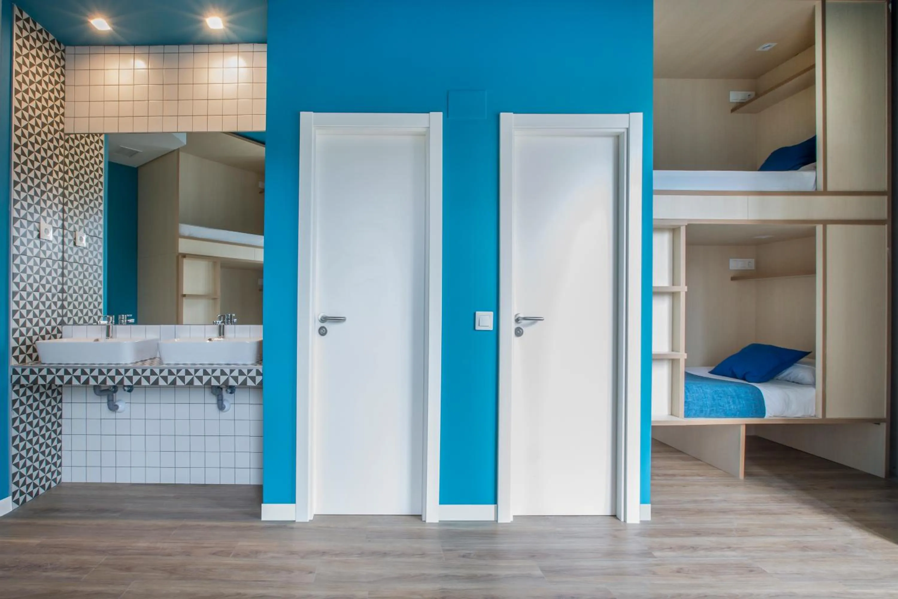 Bedroom, Bed in Mola Hostel