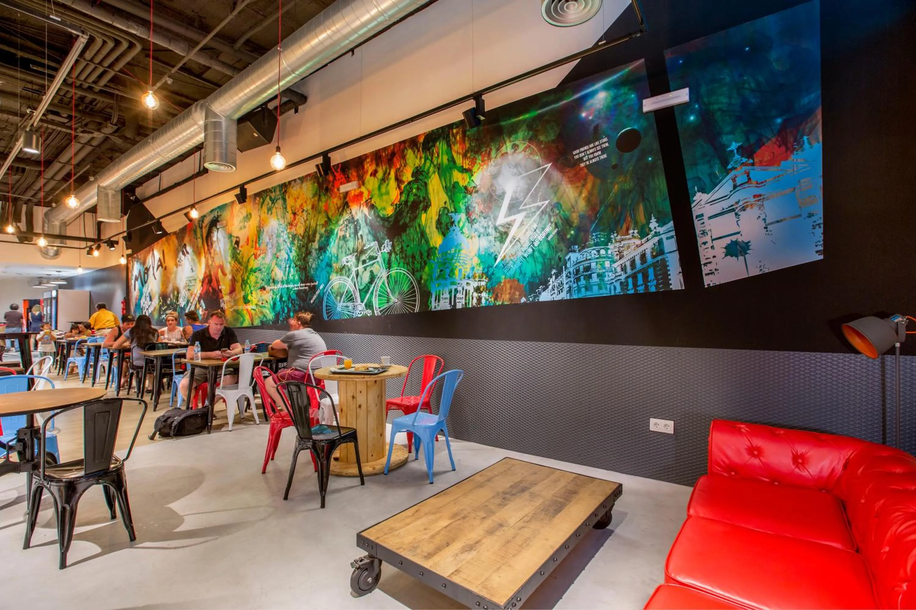 Lounge or bar in Mola Hostel