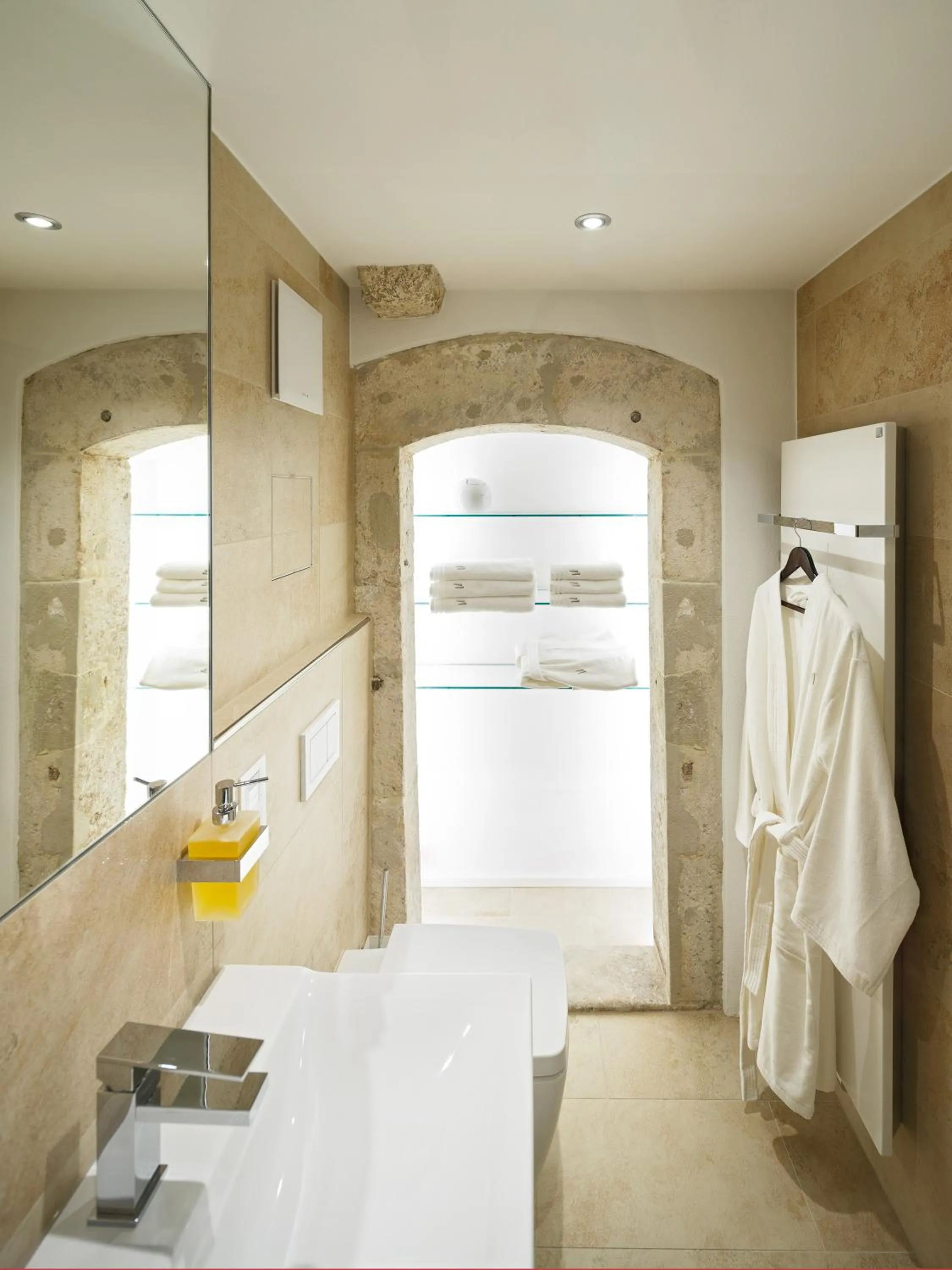 Bathroom in Domresidenz Regensburg