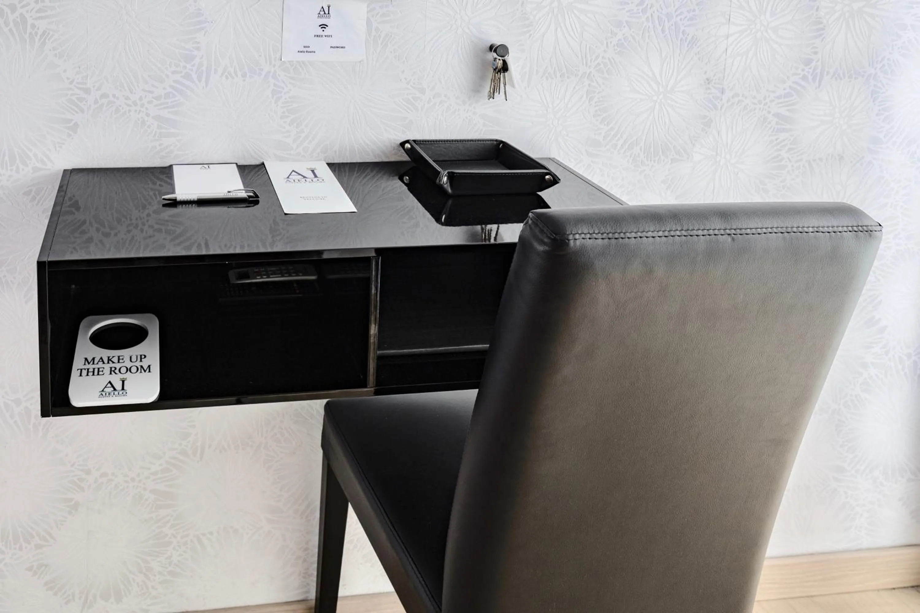 Seating area in Aiello Rooms