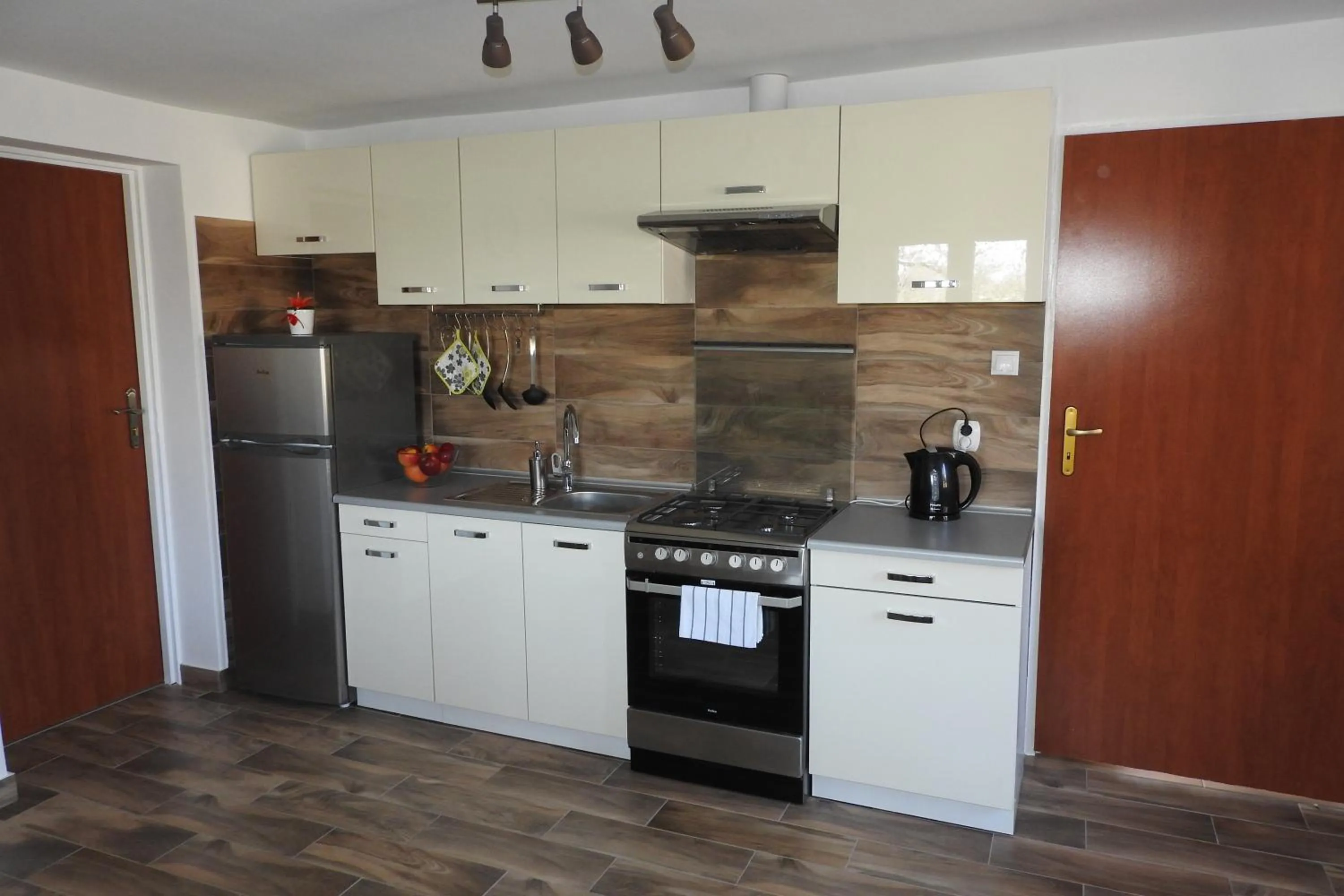 Kitchen or kitchenette in Pokoje Gościnne Pod Brzózką