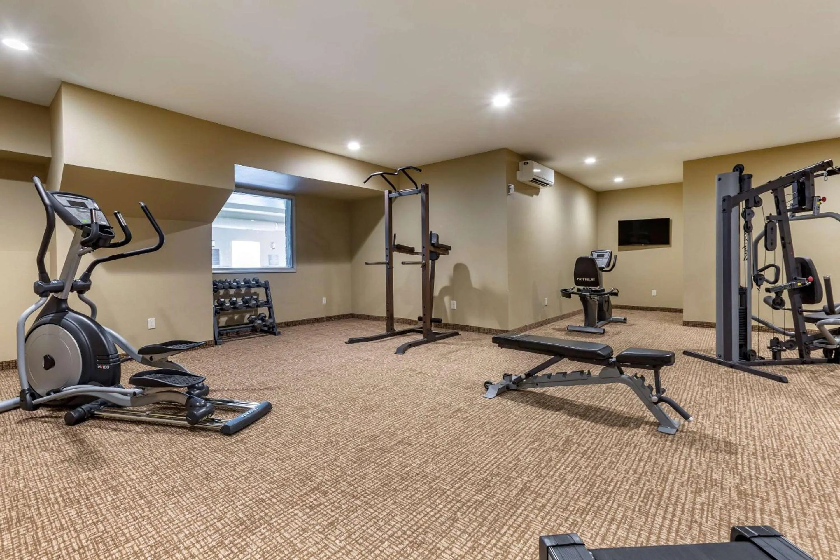 Fitness centre/facilities in Comfort Inn & Suites Near Mt Rushmore