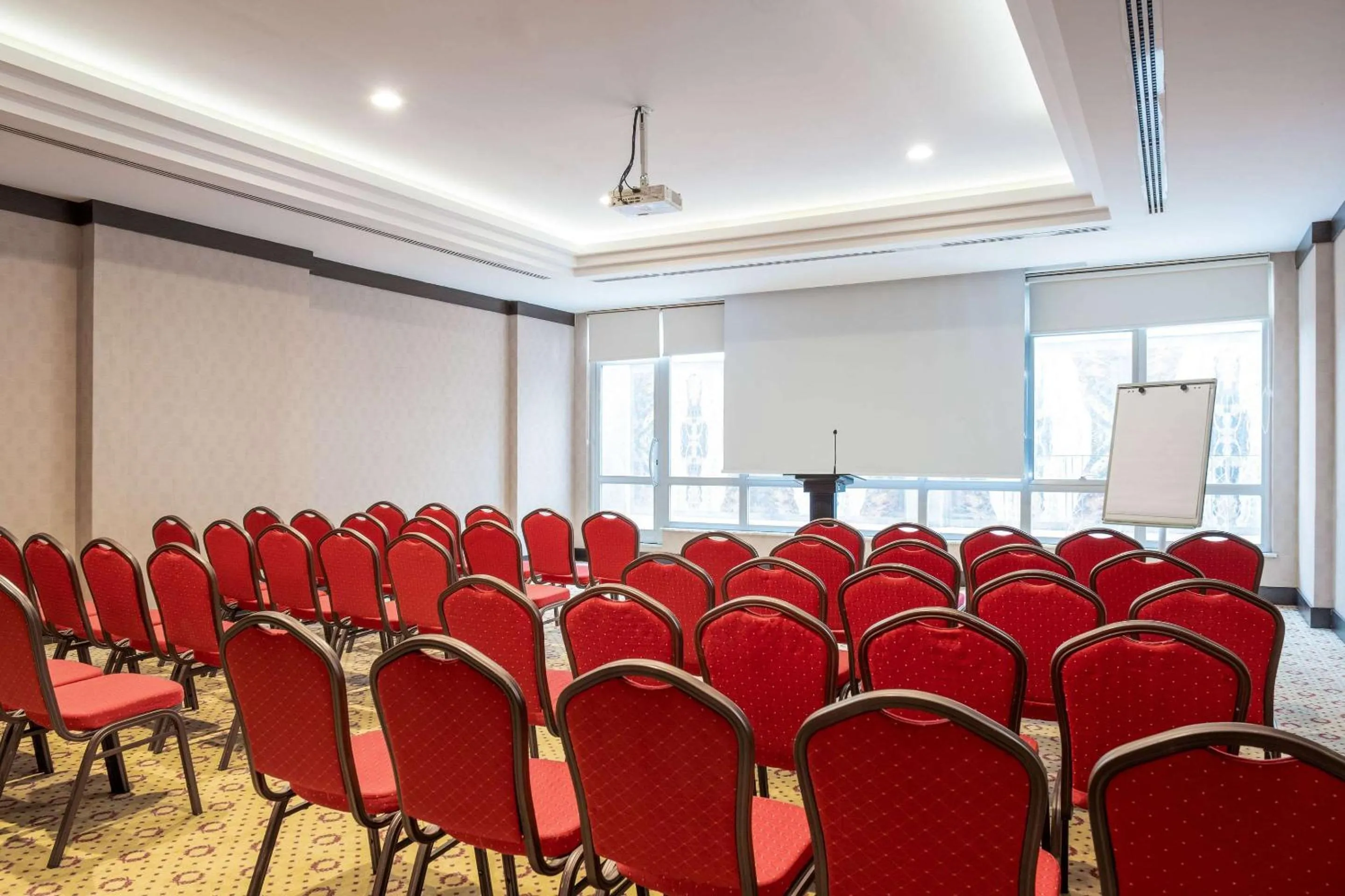 Meeting/conference room in Clarion Hotel Istanbul Mahmutbey