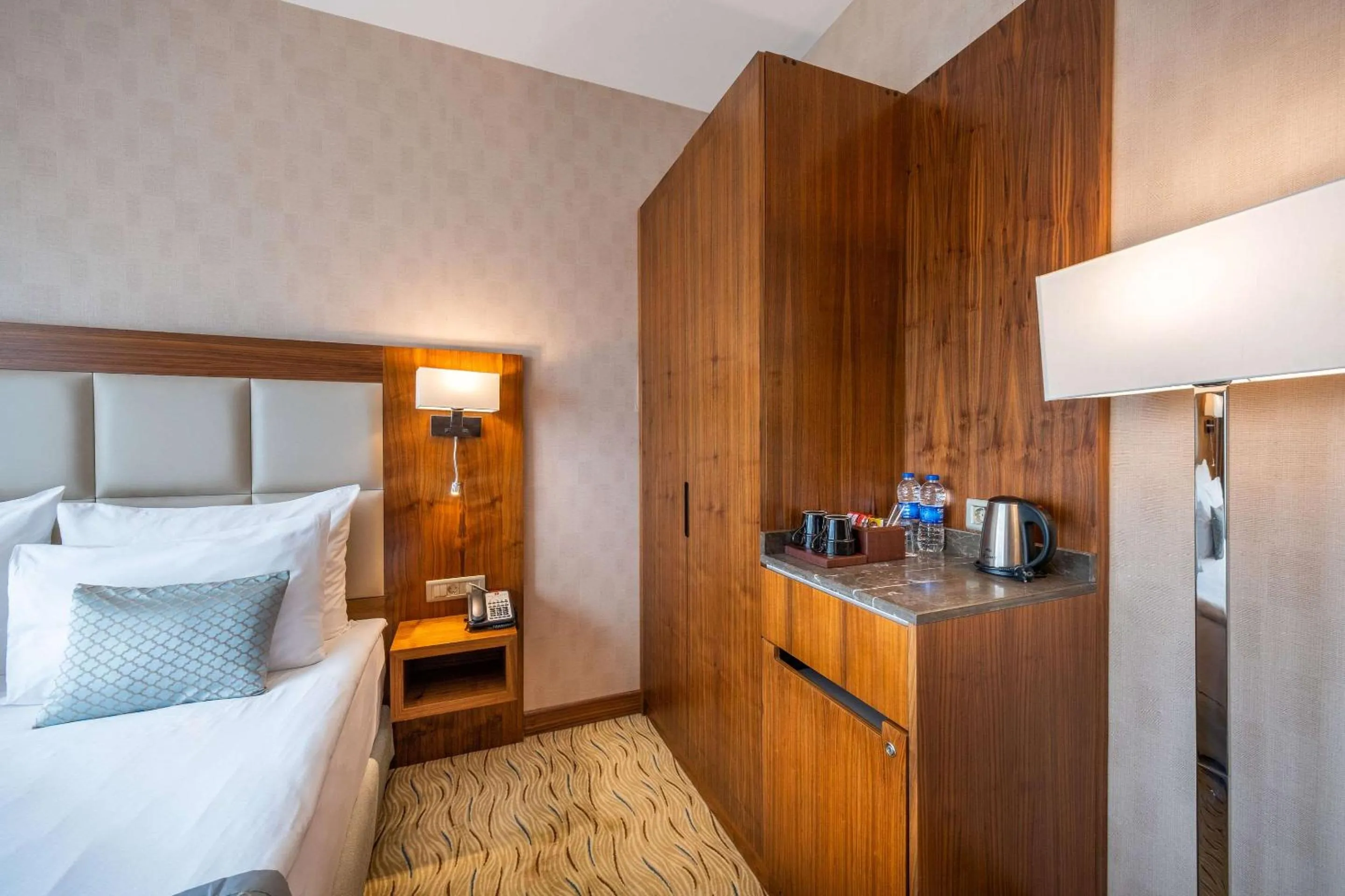 Bedroom, Bed in Clarion Hotel Istanbul Mahmutbey