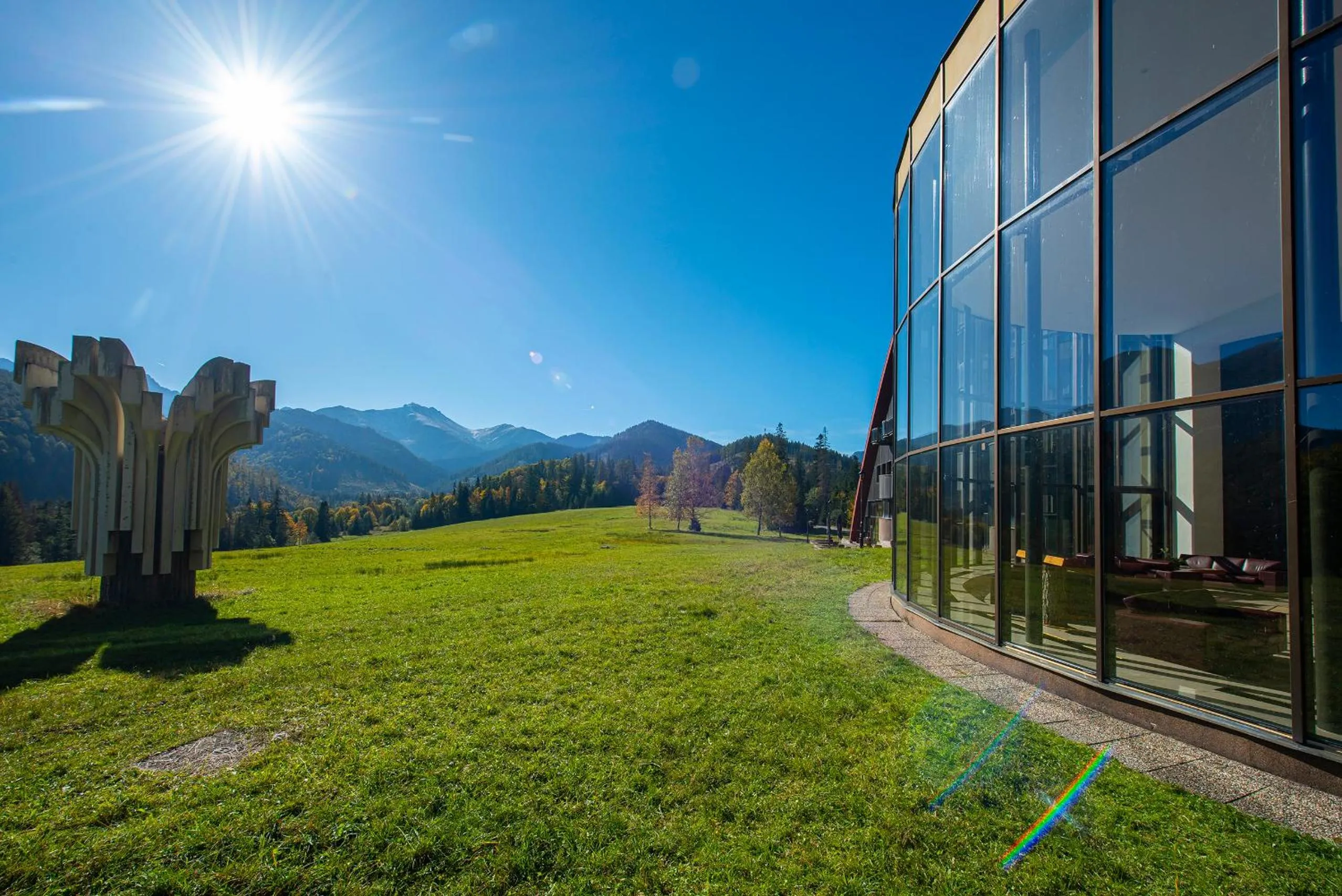 Property building in President Hotel Montfort