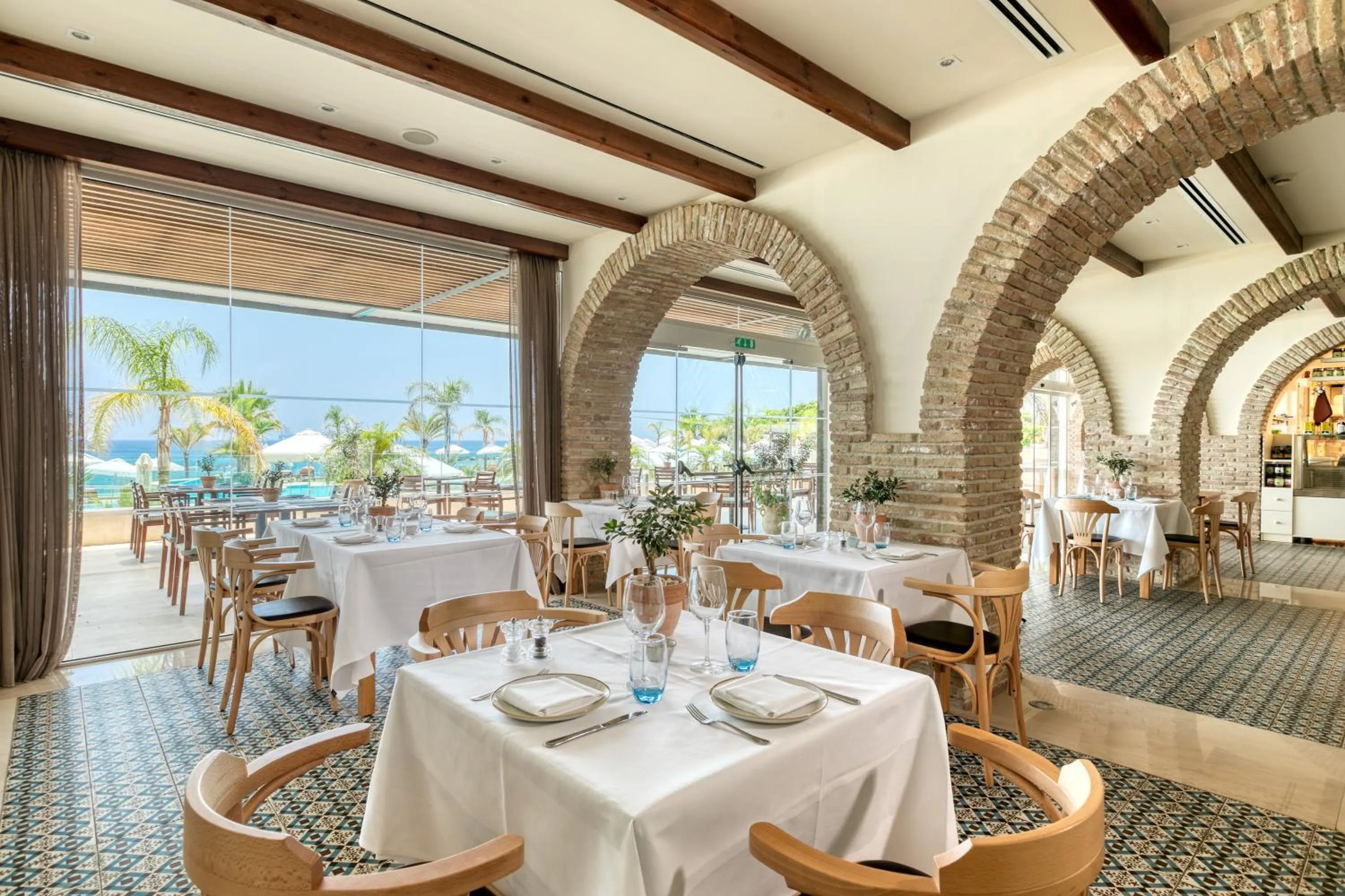 Restaurant/places to eat in Royal Apollonia by Louis Hotels