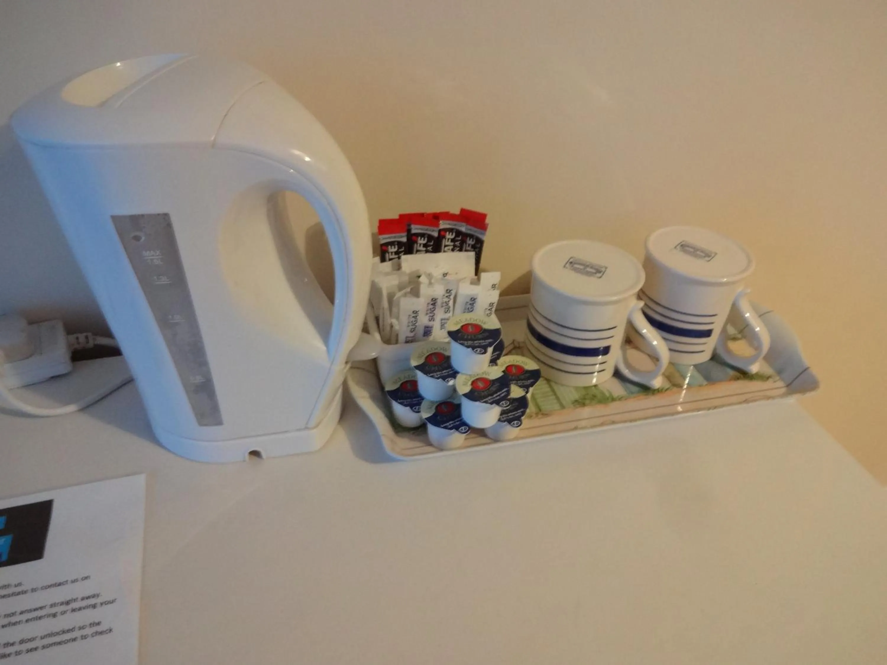 Coffee/tea facilities in Travellers Rest Motel