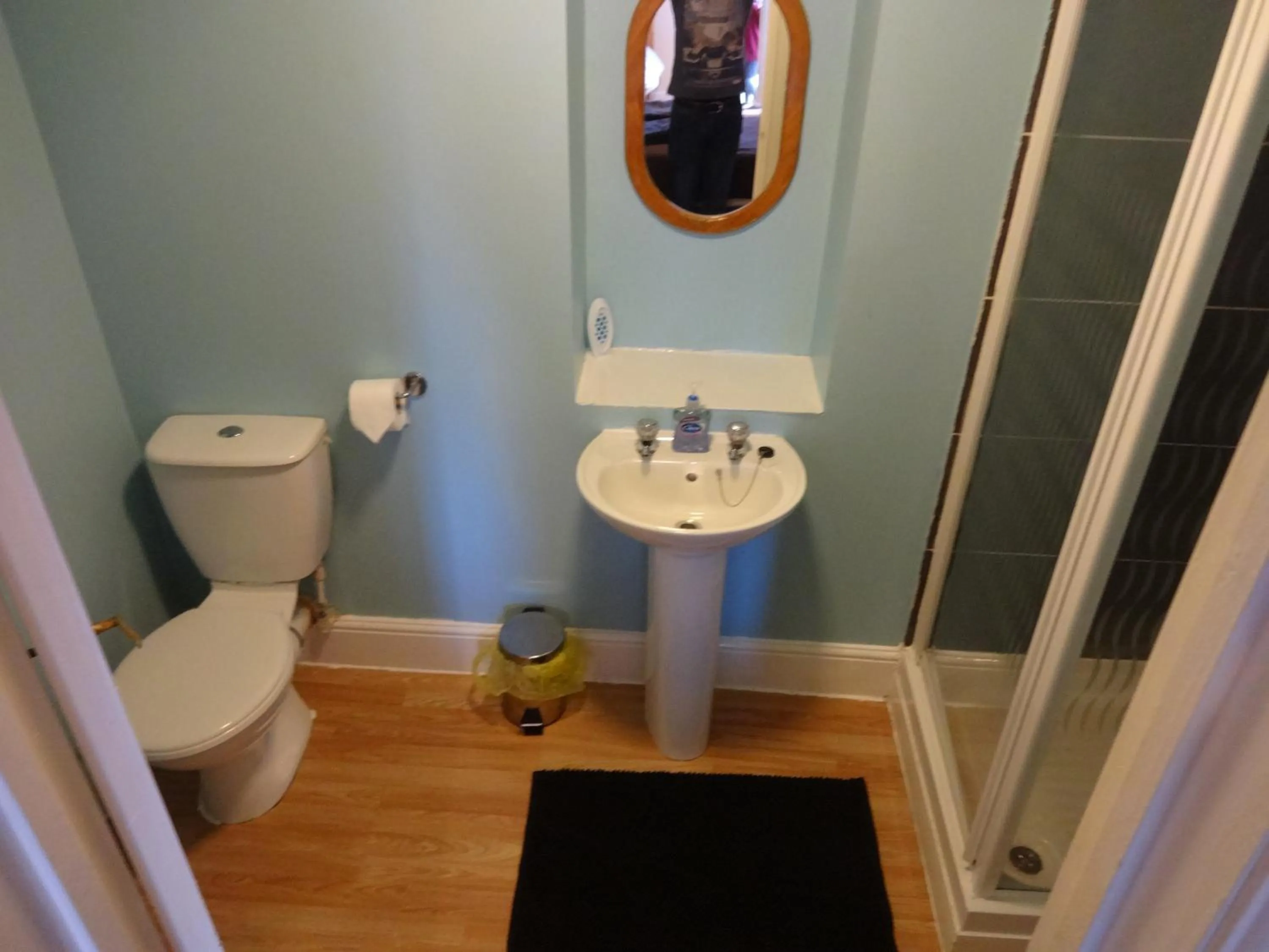 Bathroom in Travellers Rest Motel