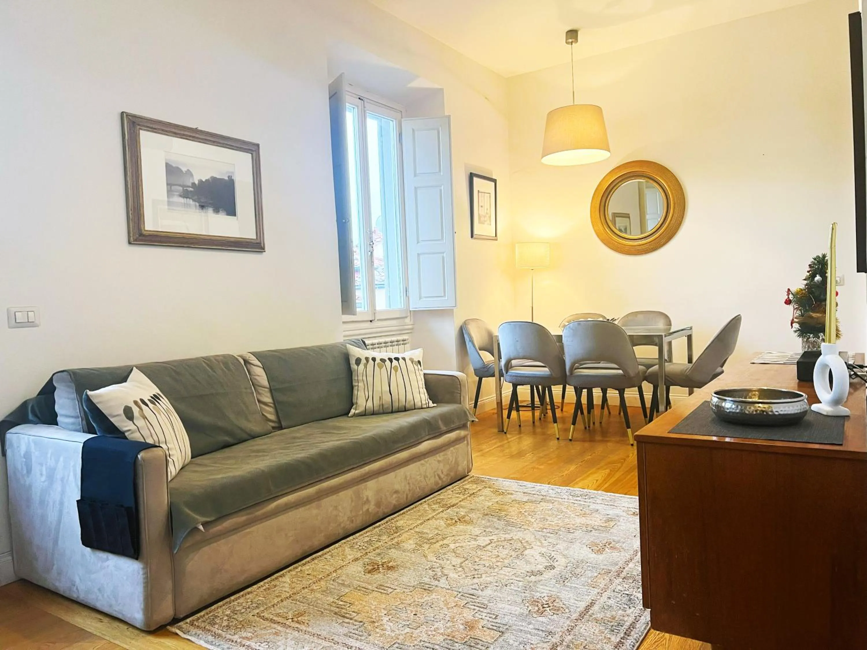 Living room in San Marco Suite Center