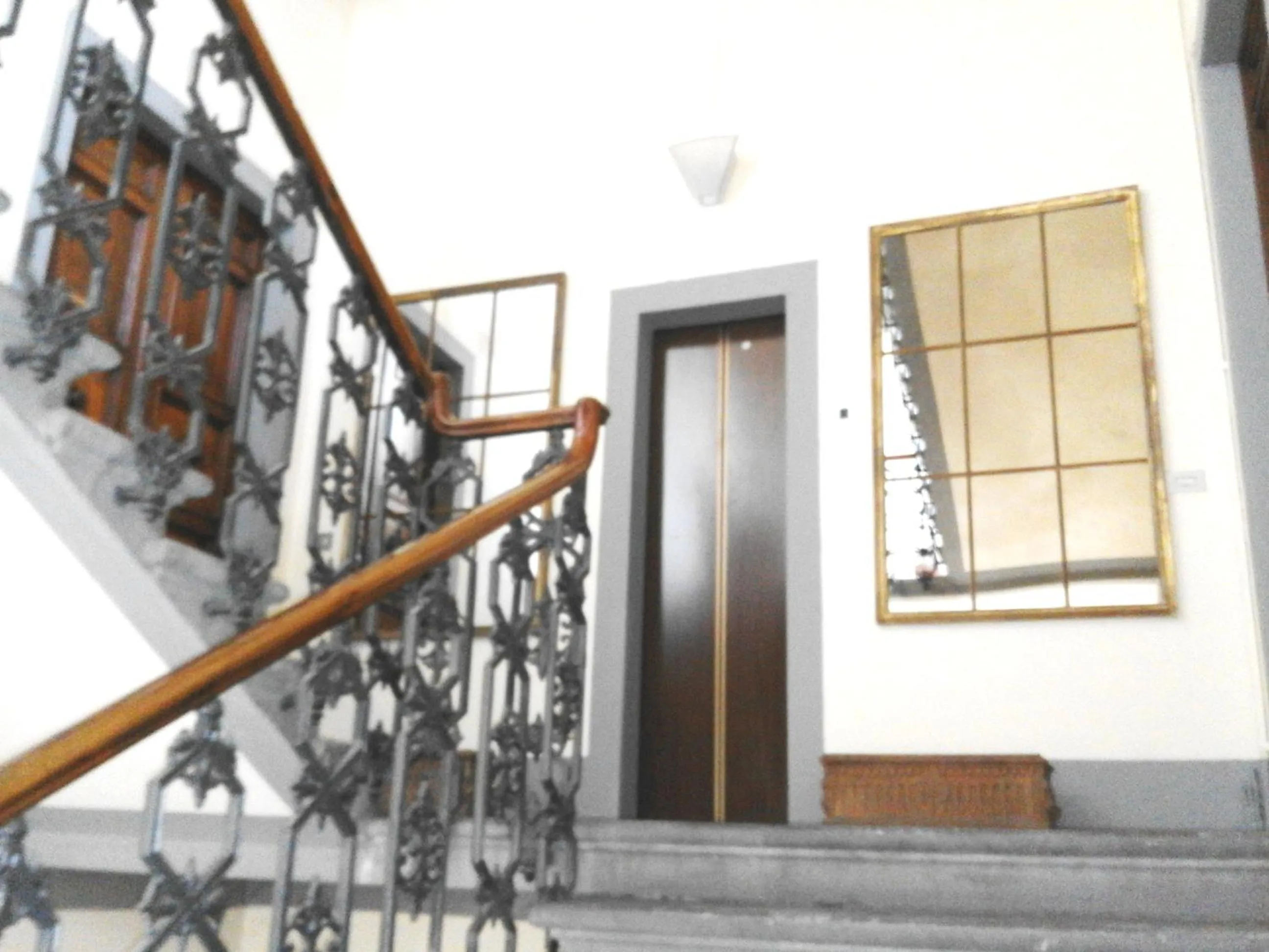Facade/entrance in San Marco Suite Center