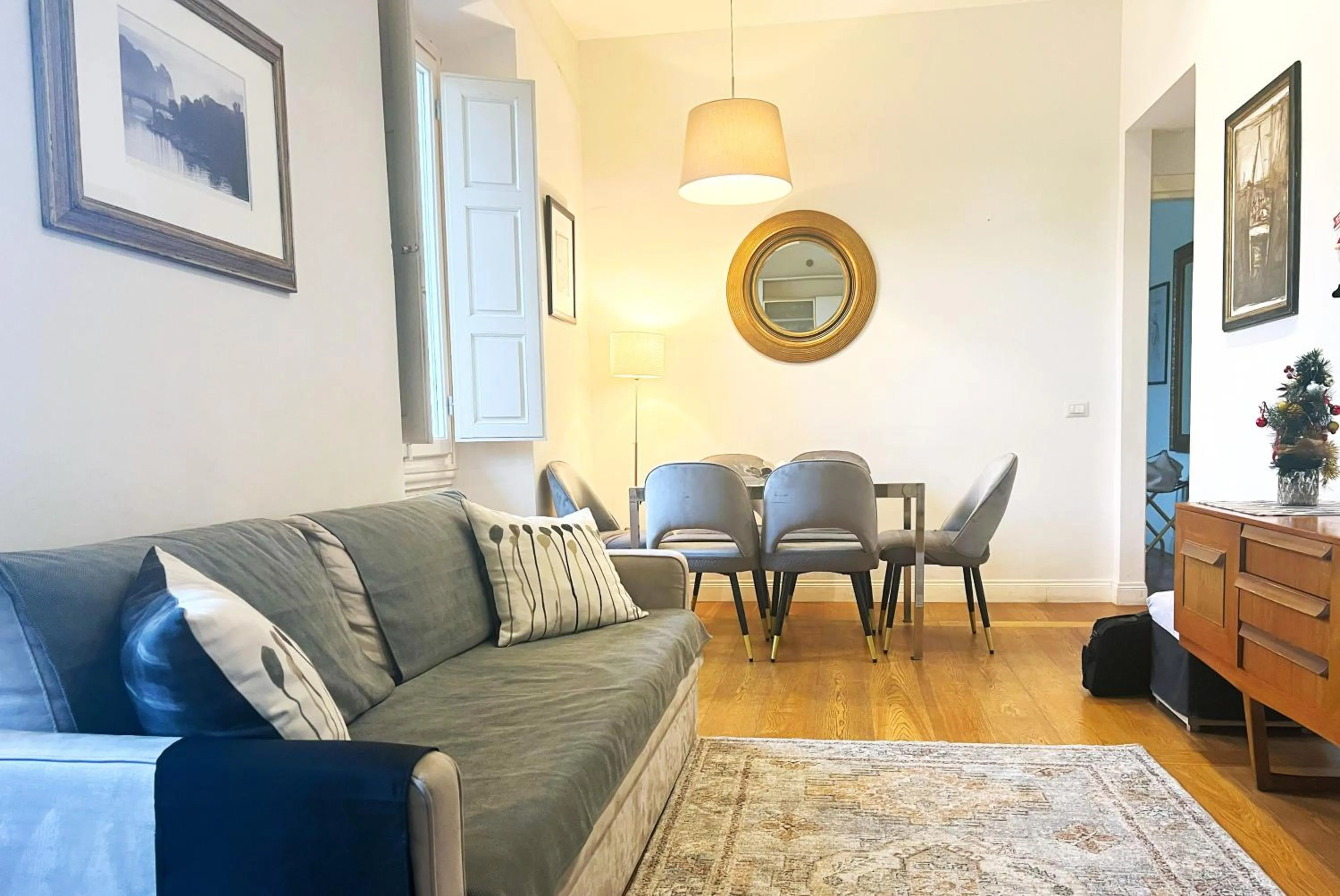 Living room in San Marco Suite Center