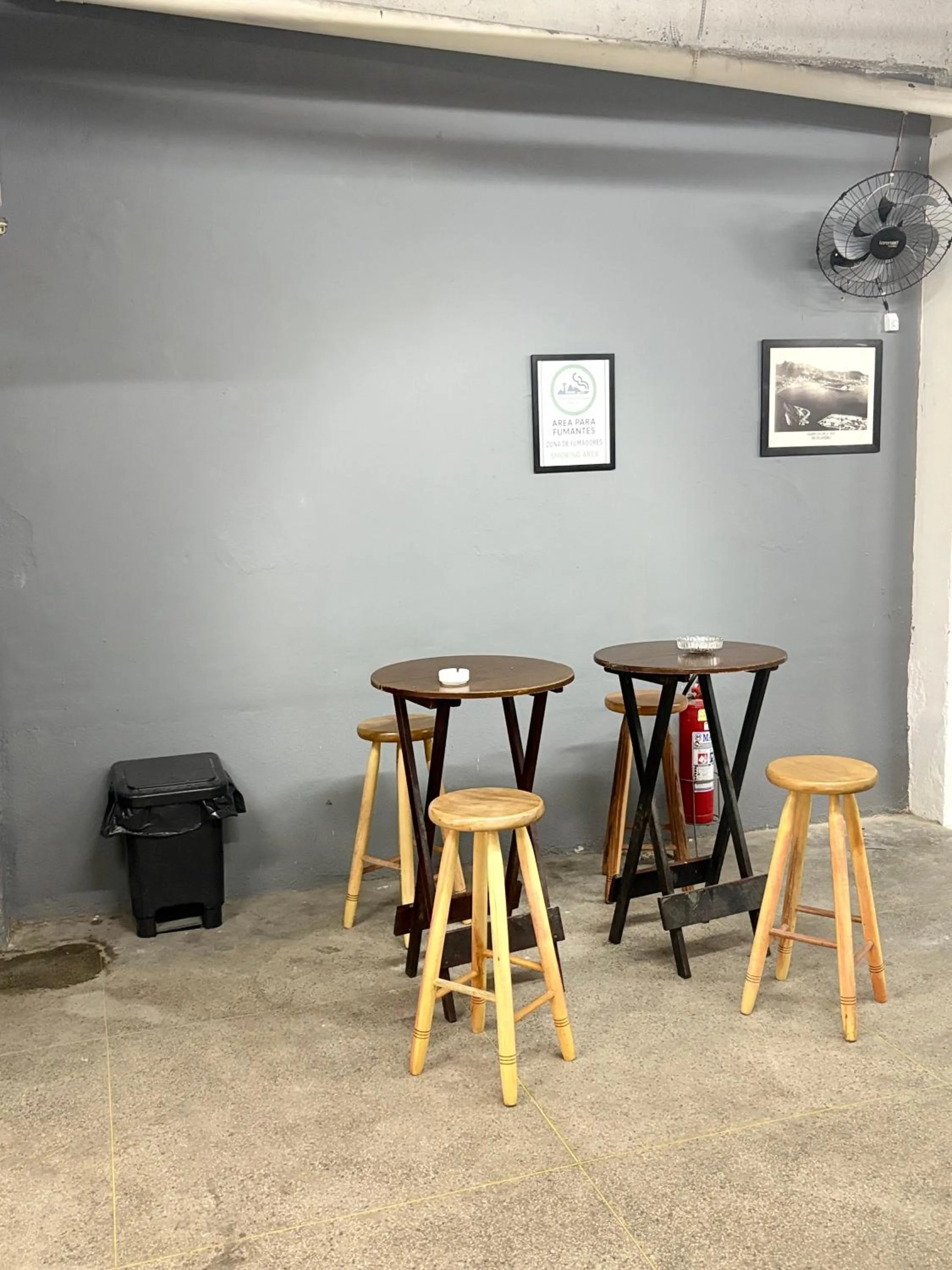 Dining area in Downtown Santana Hotel