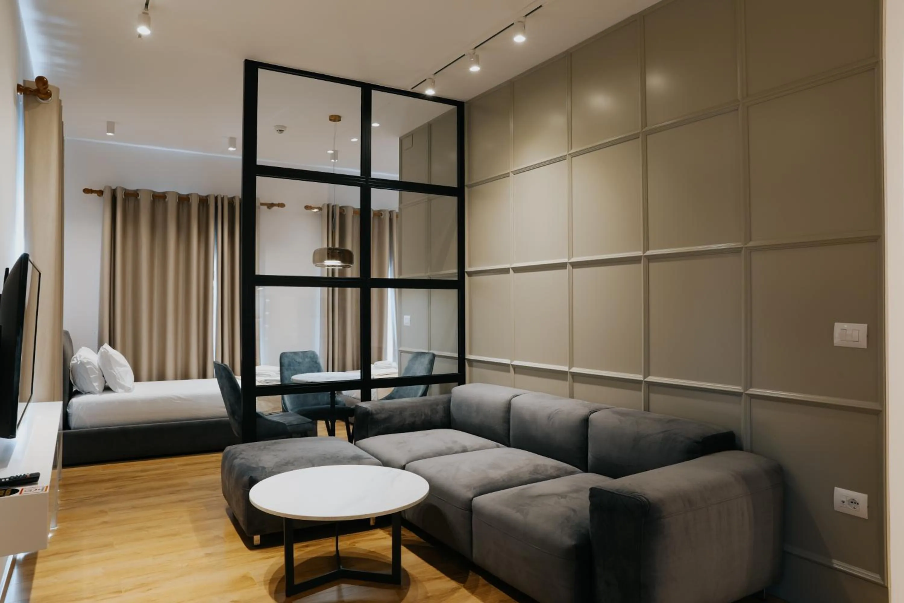 Property building, Bed in Sharm Hotel Luxury