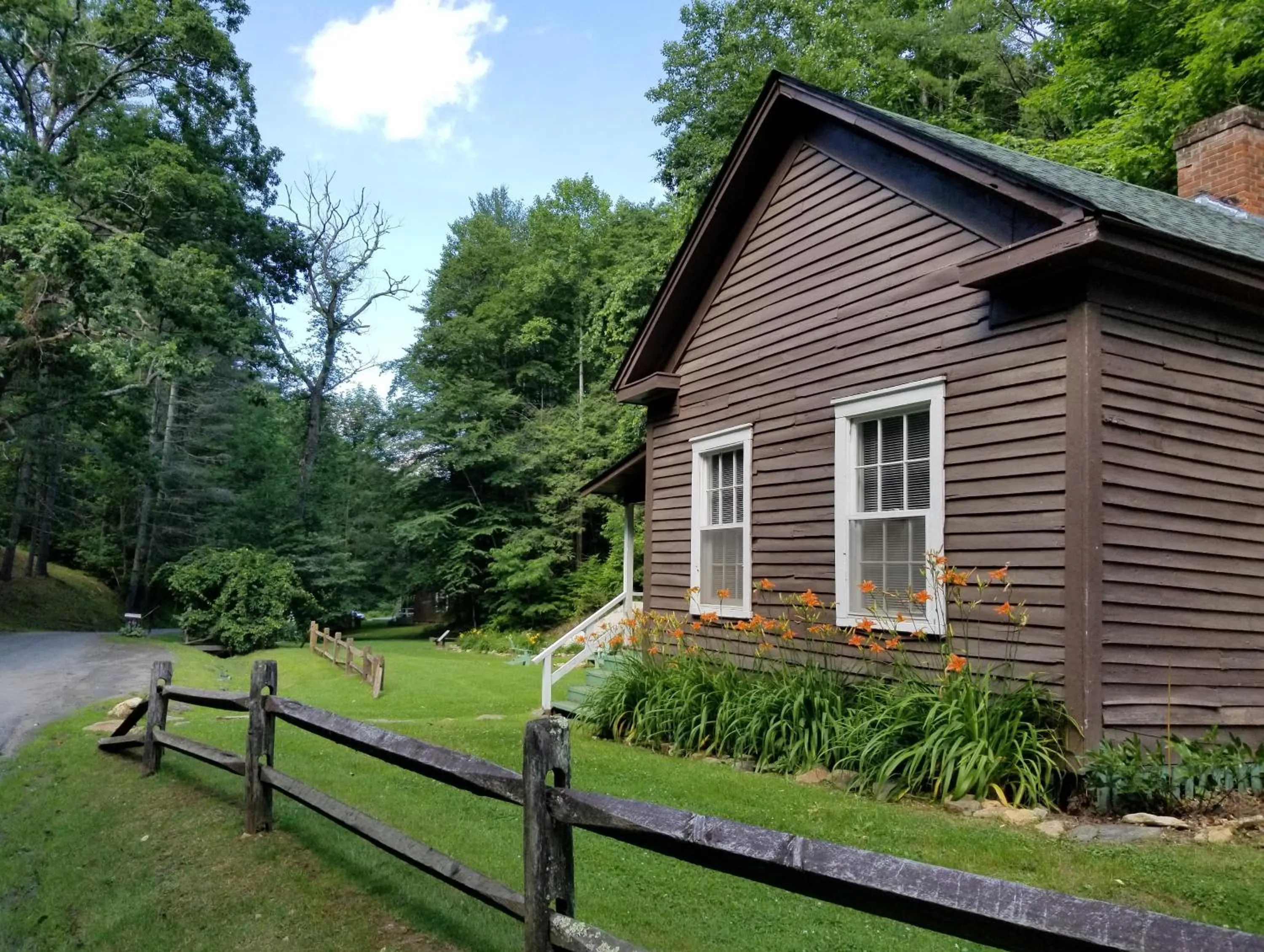 Mountain view in The Cabins at Healing Springs