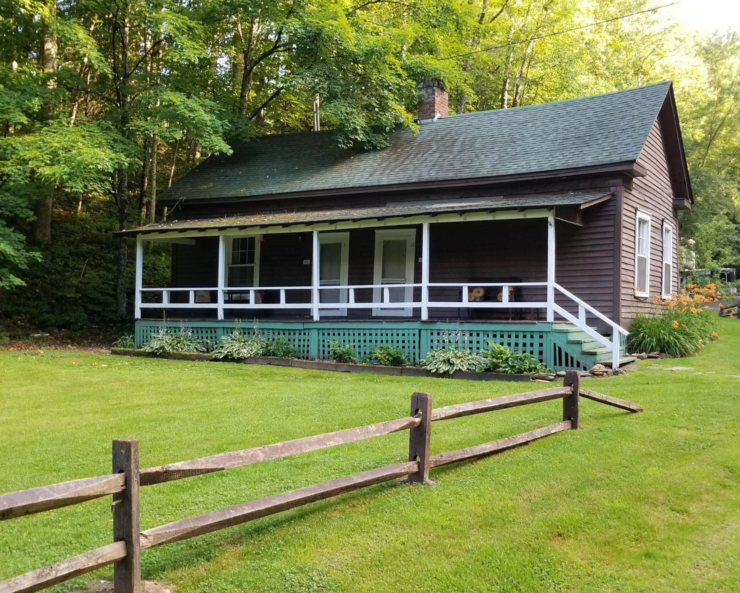 Facade/entrance in The Cabins at Healing Springs