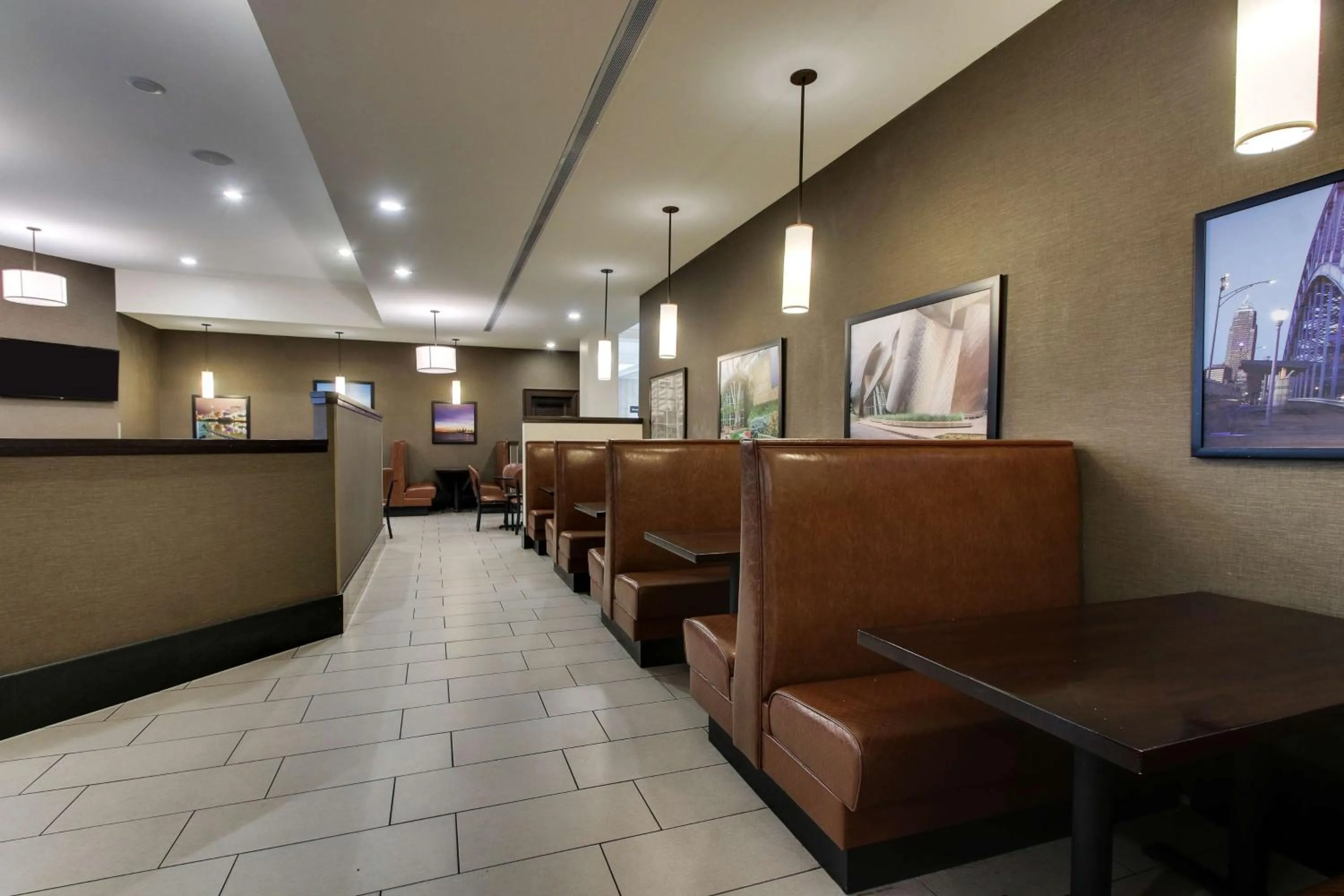 Breakfast in Drury Plaza Hotel Cleveland Downtown