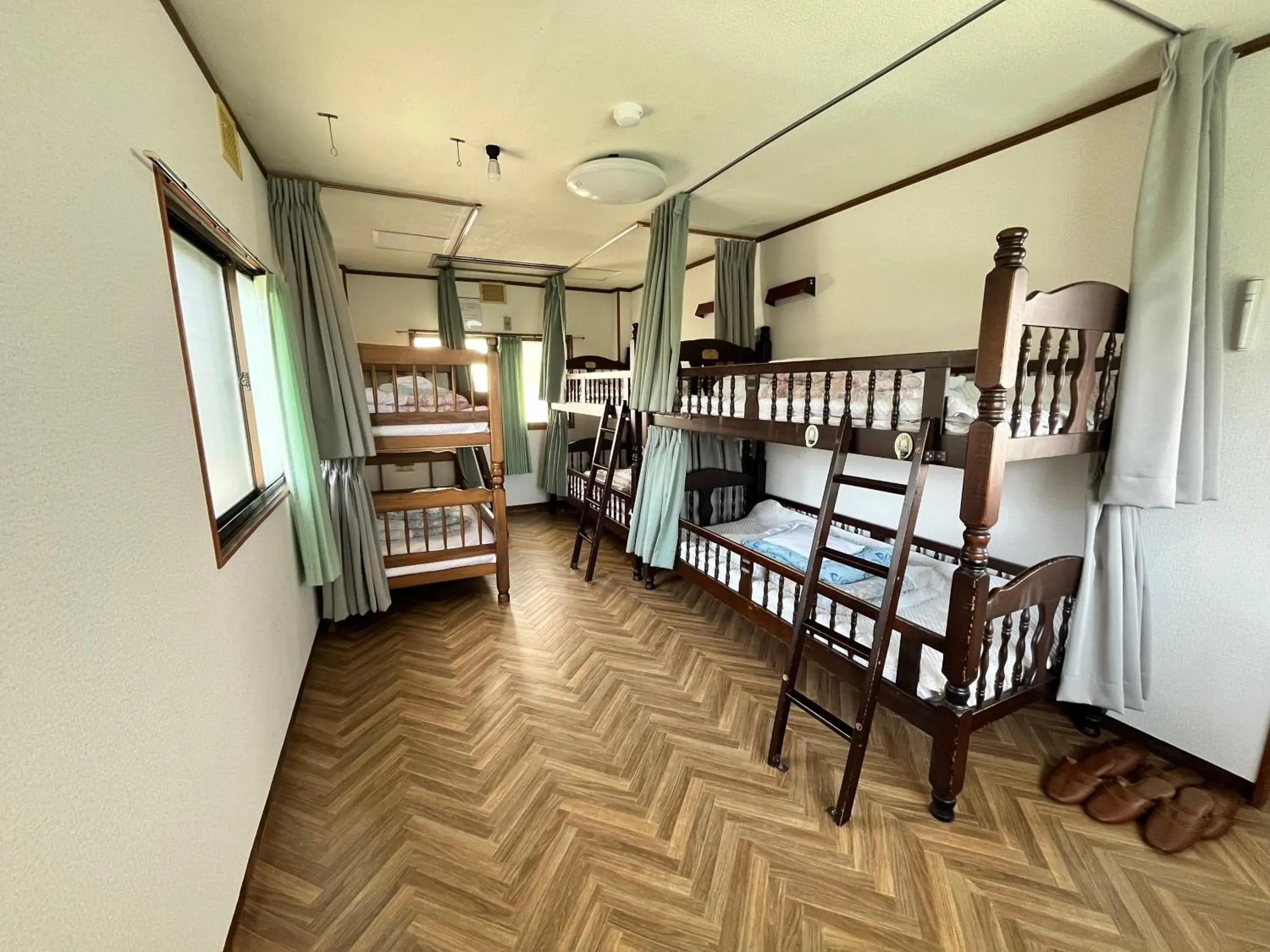 6-Bed Mixed Dormitory Room in Kobe Guesthouse 6-Bed Mixed Dormitory Room in Kobe Guesthouse