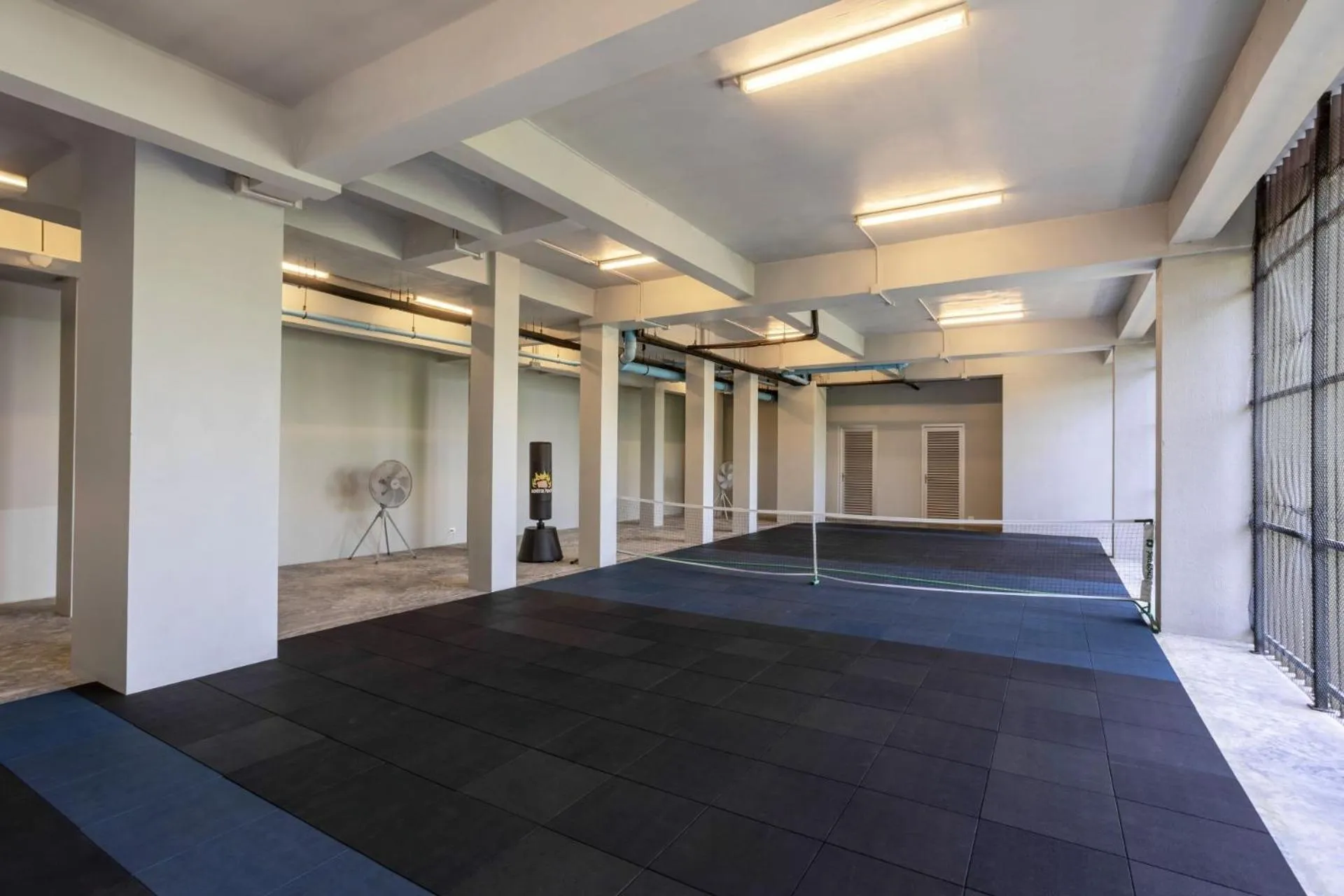 Tennis court in Villa Leelawadee