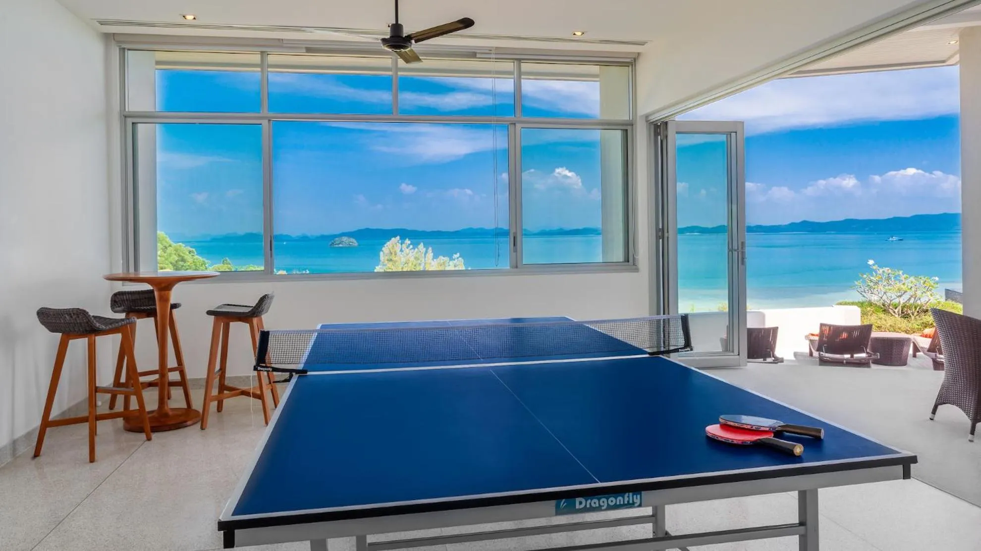 Table tennis in Villa Leelawadee