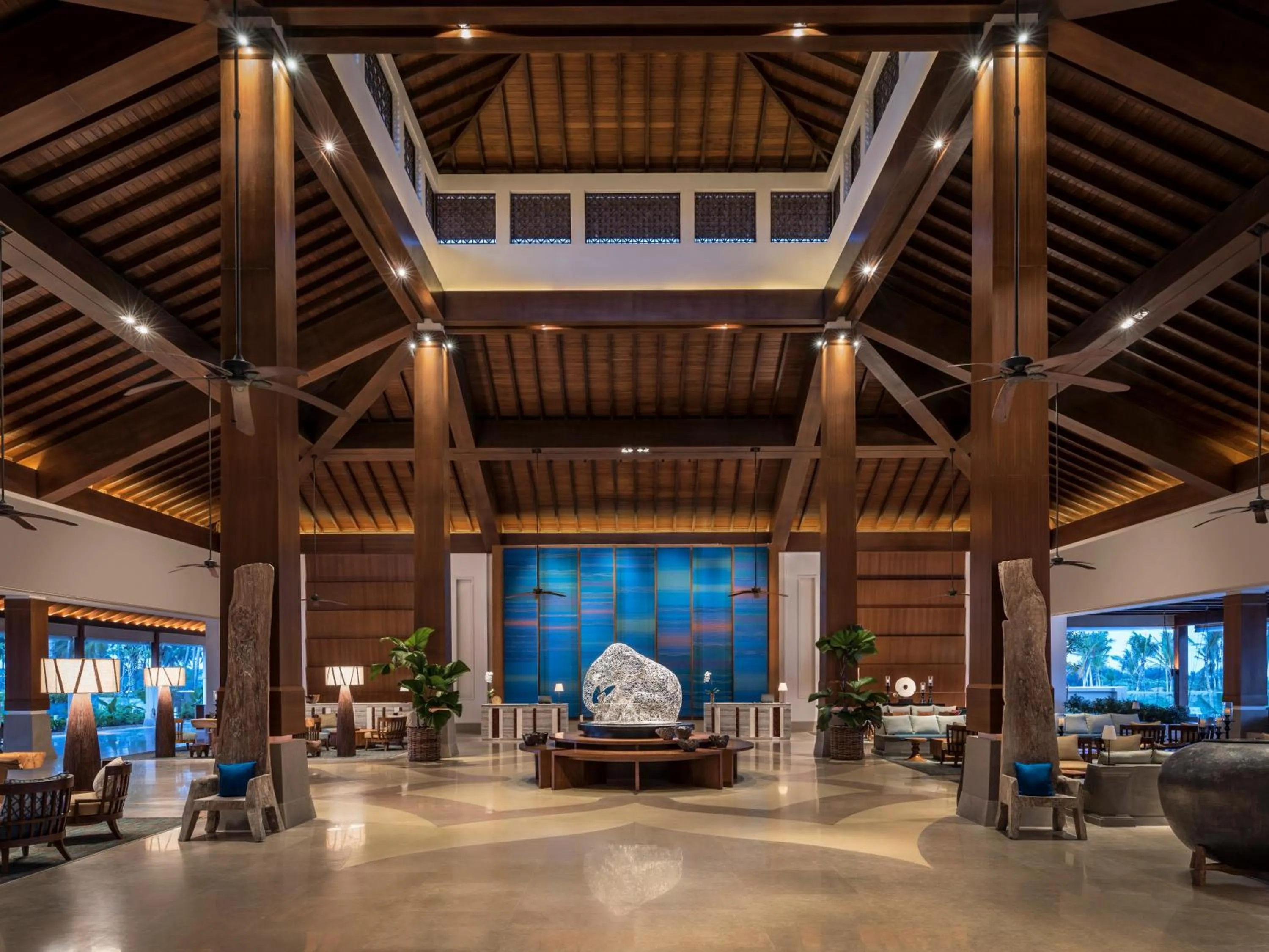 Lobby or reception in Shangri-La Hambantota