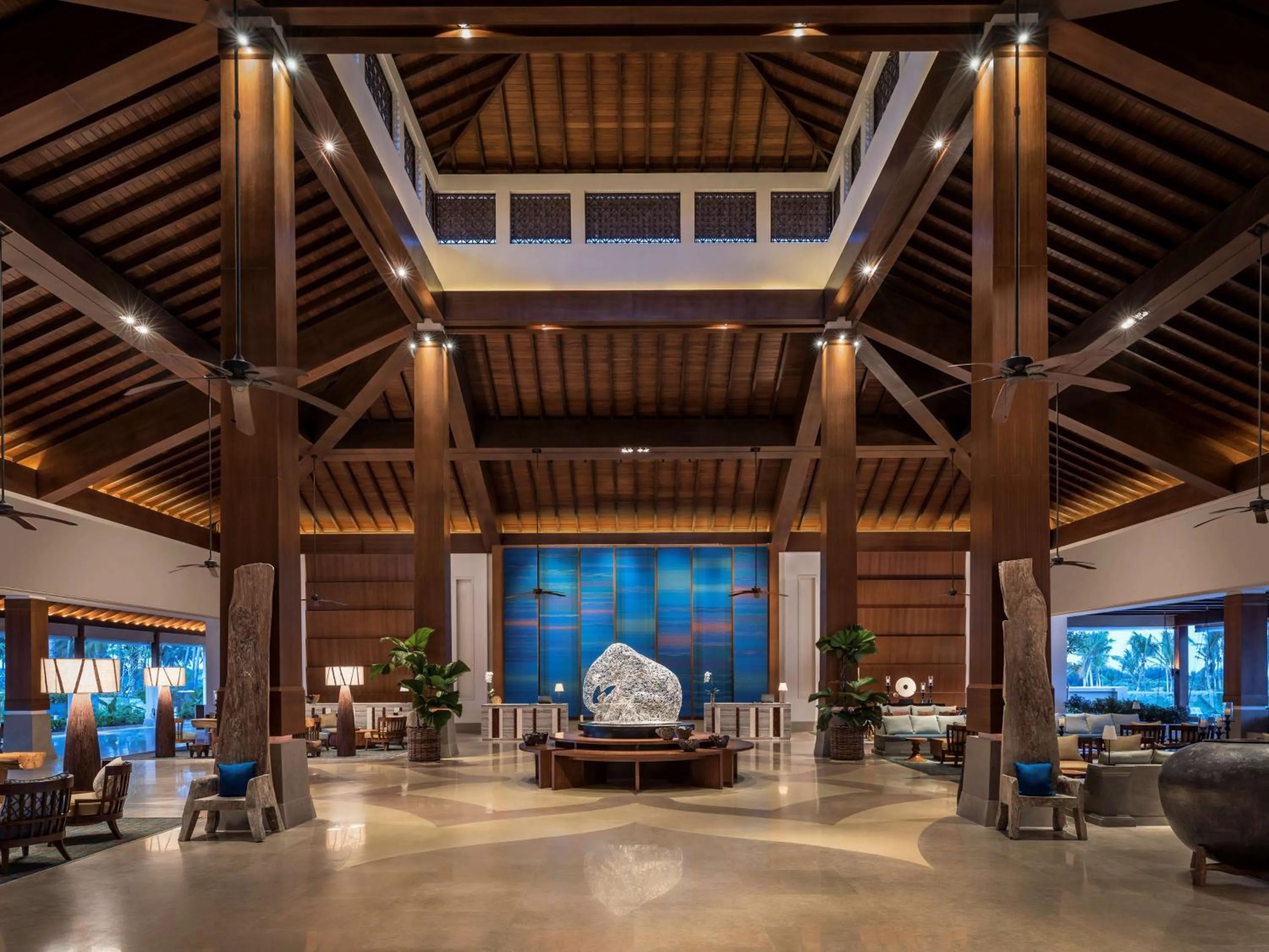 Lobby or reception in Shangri-La Hambantota