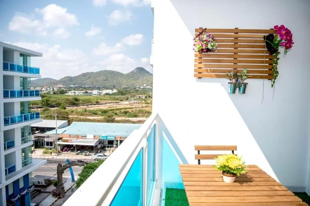 My Resort Family by Jitkarn